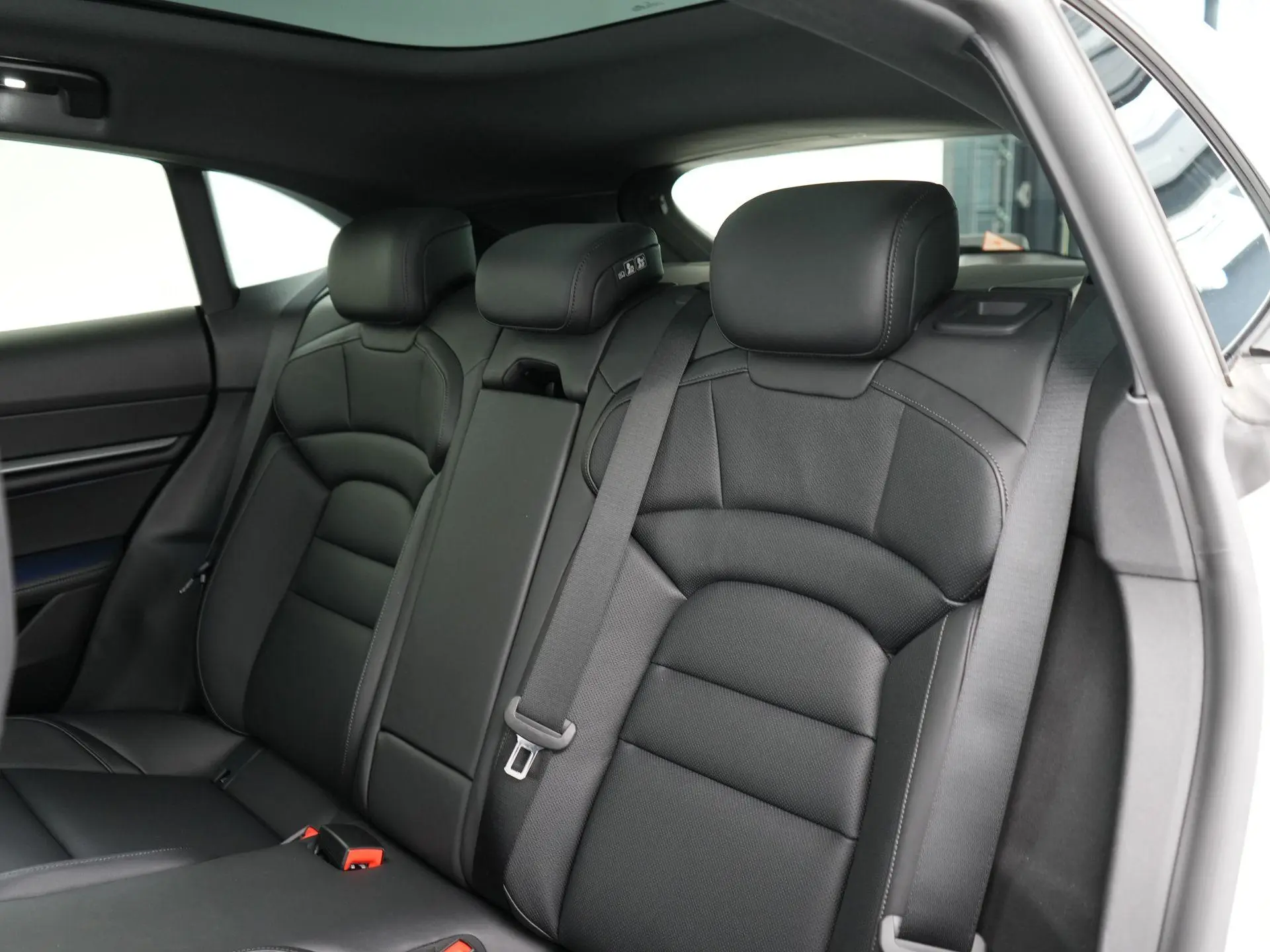 Taycan Sport Turismo 105 kWh