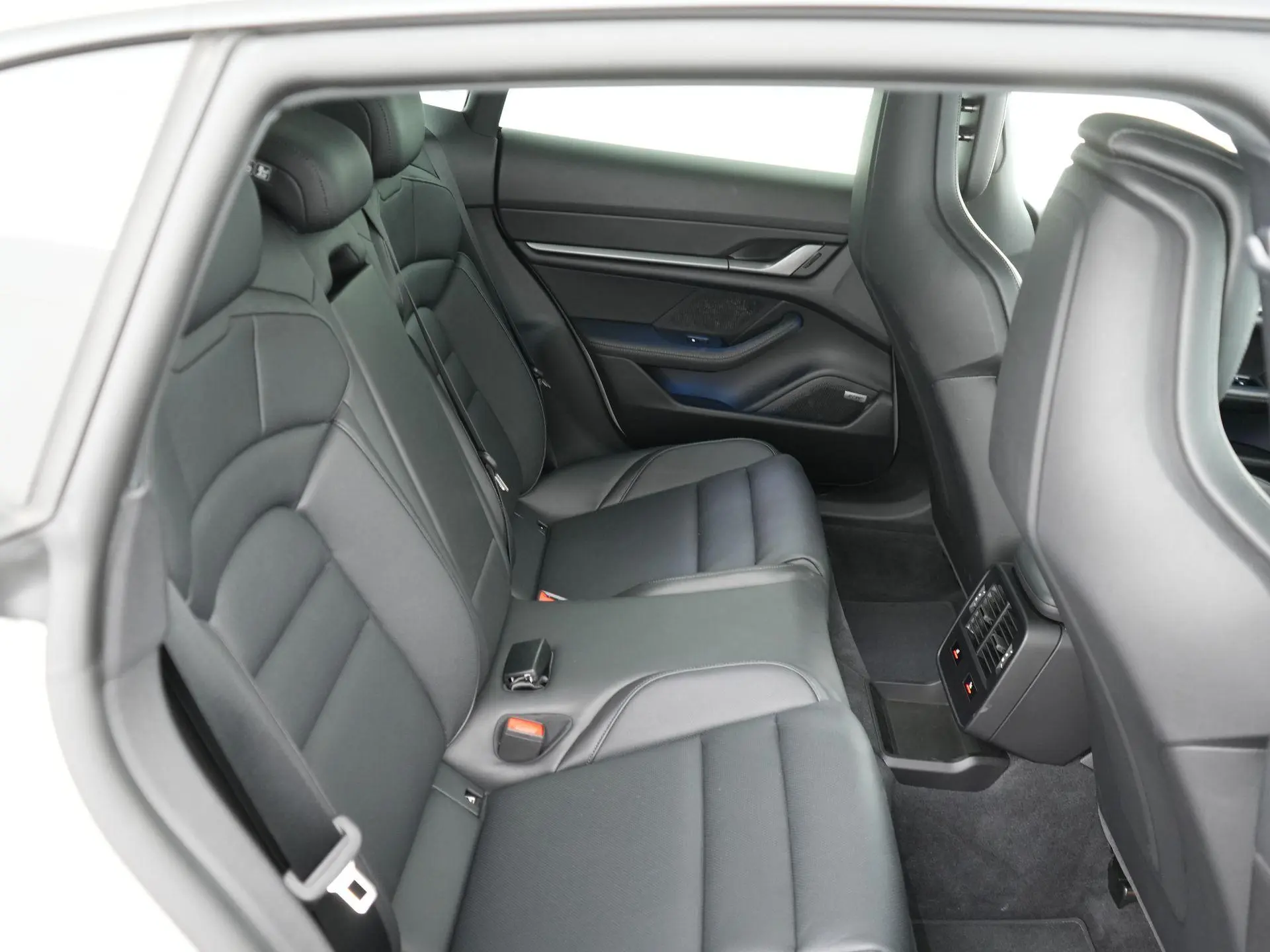 Taycan Sport Turismo 105 kWh