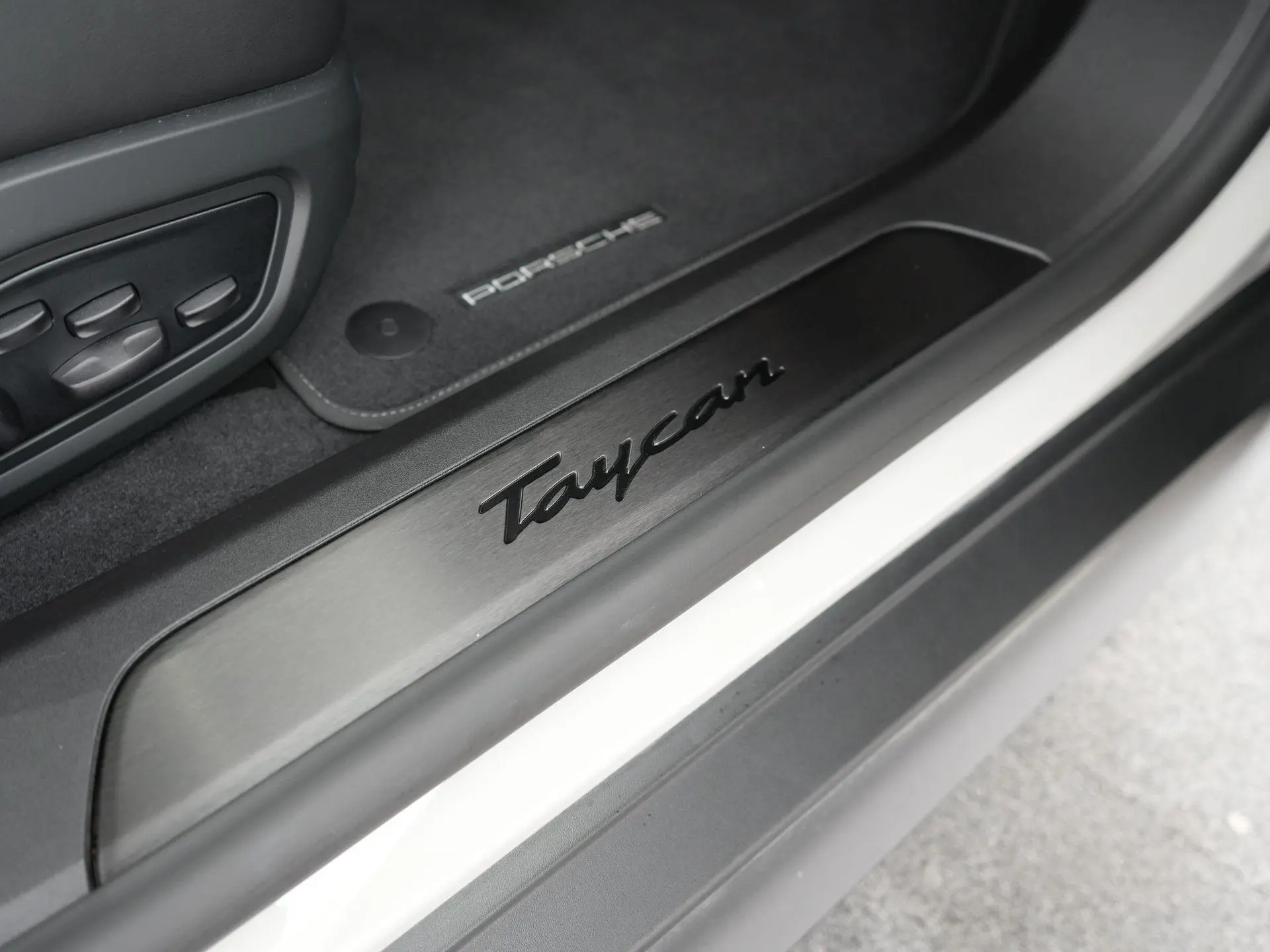 Taycan Sport Turismo 105 kWh