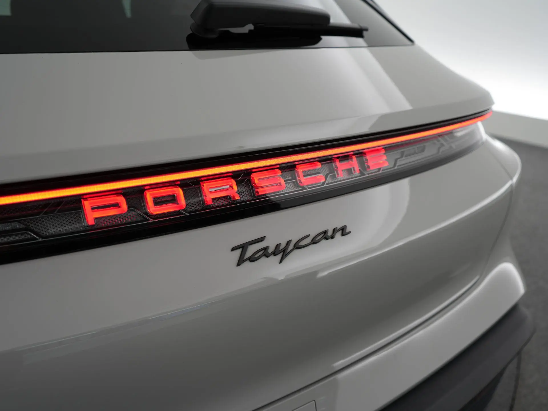 Taycan Sport Turismo 105 kWh