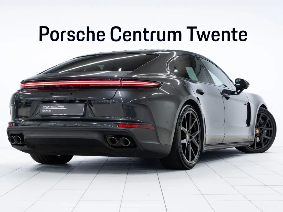 Porsche Panamera 4 E-Hybrid