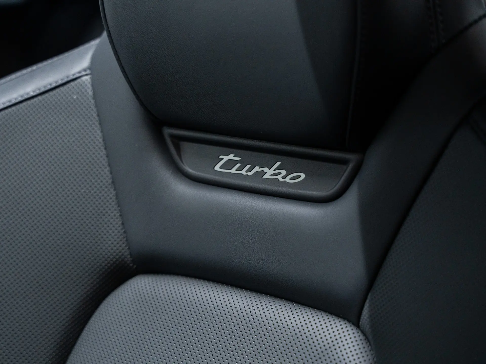 Macan Turbo