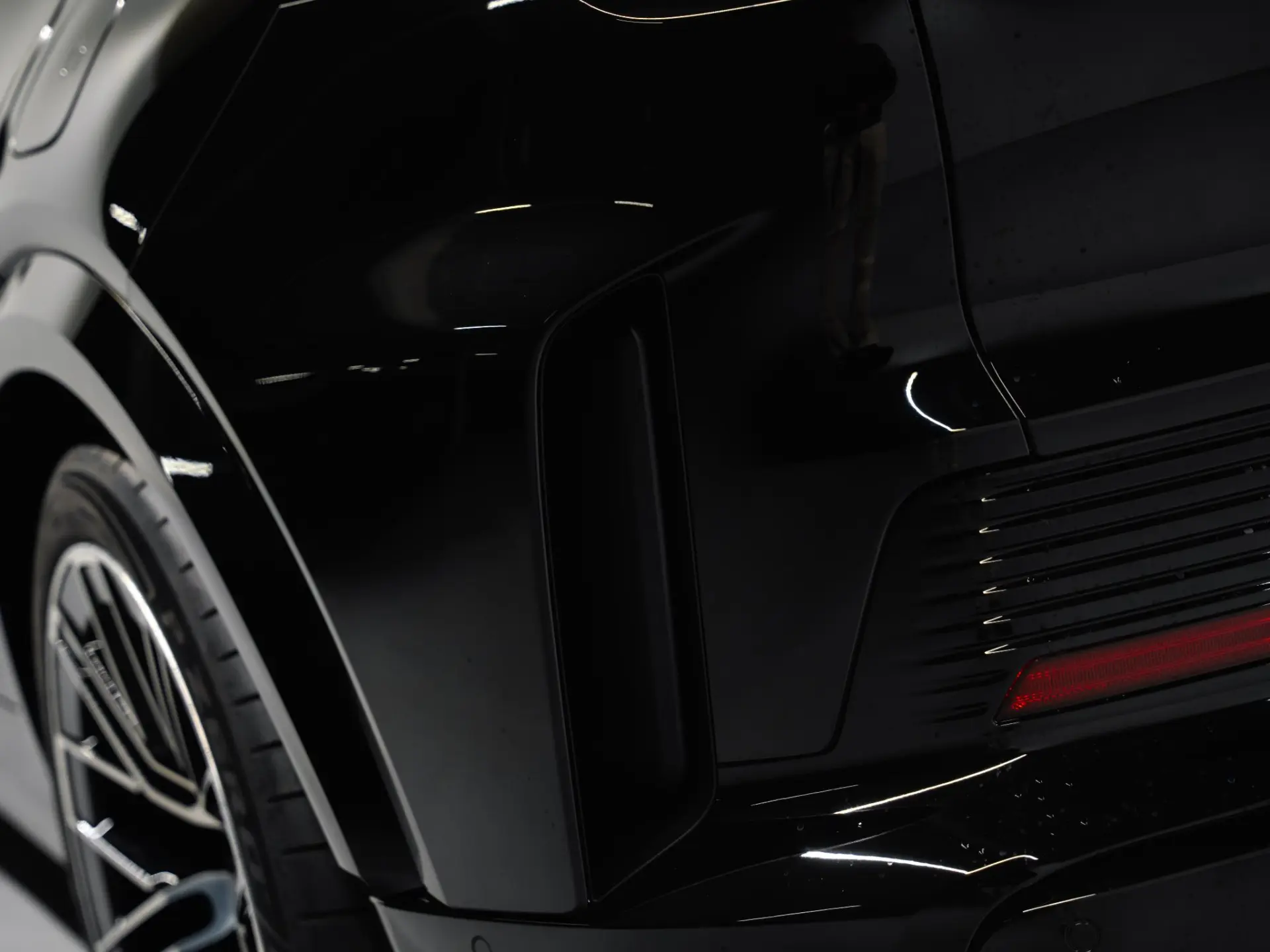 Cayenne Turbo Electric