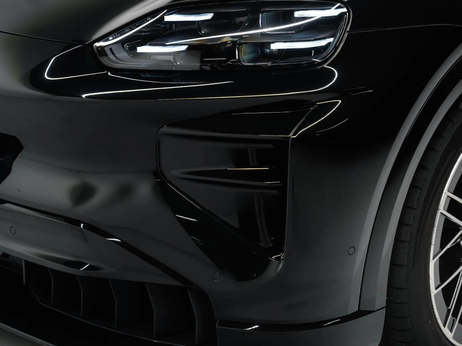 Cayenne Turbo Electric