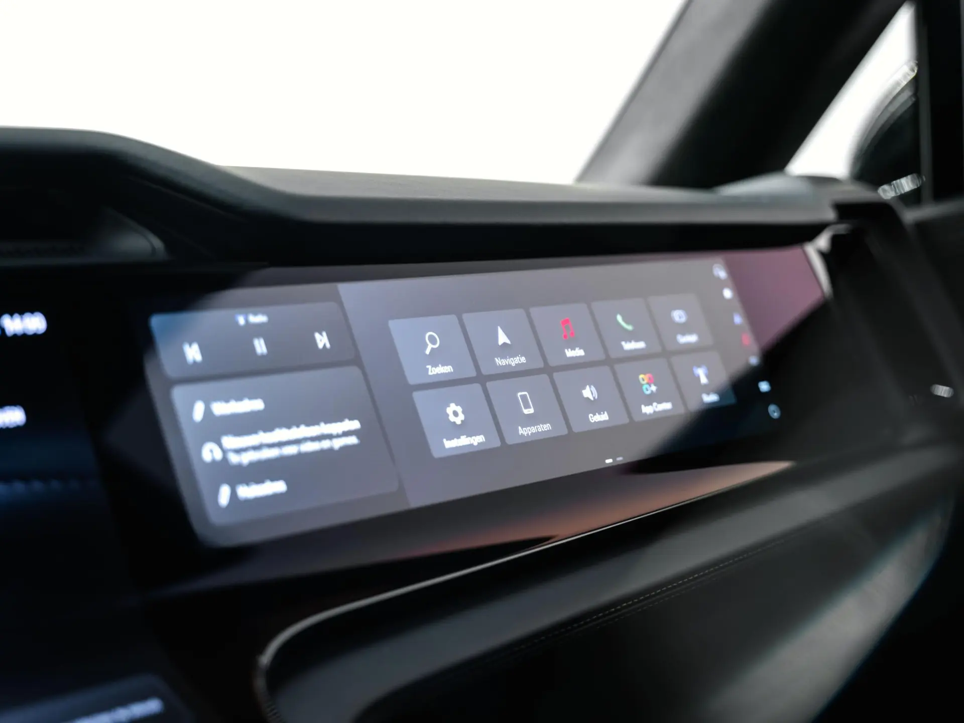 Cayenne Turbo Electric