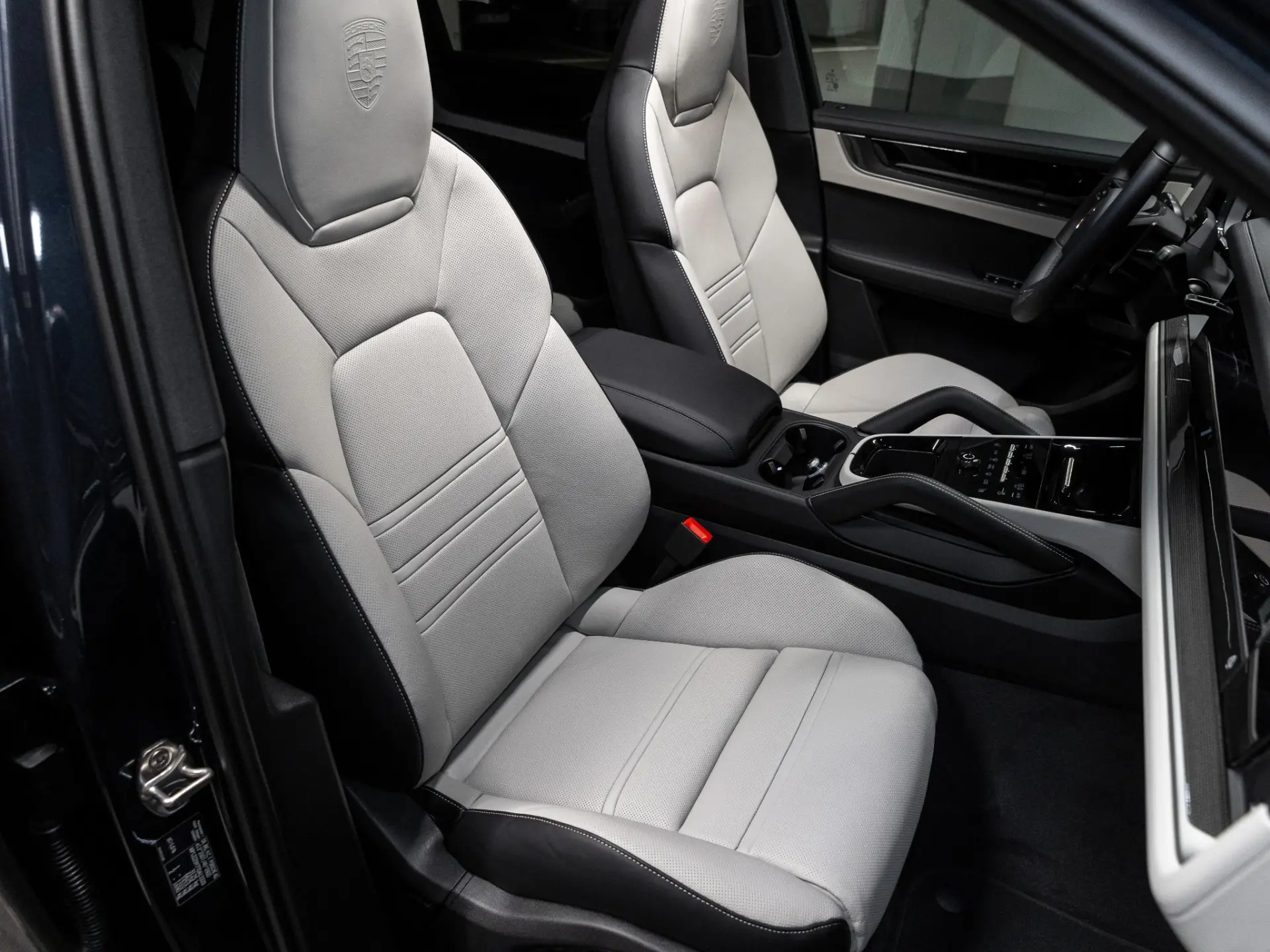 Cayenne 3.0 E-Hybrid Black Edition