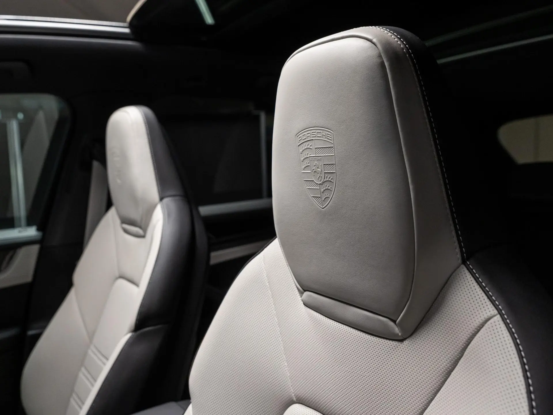 Cayenne 3.0 E-Hybrid Black Edition