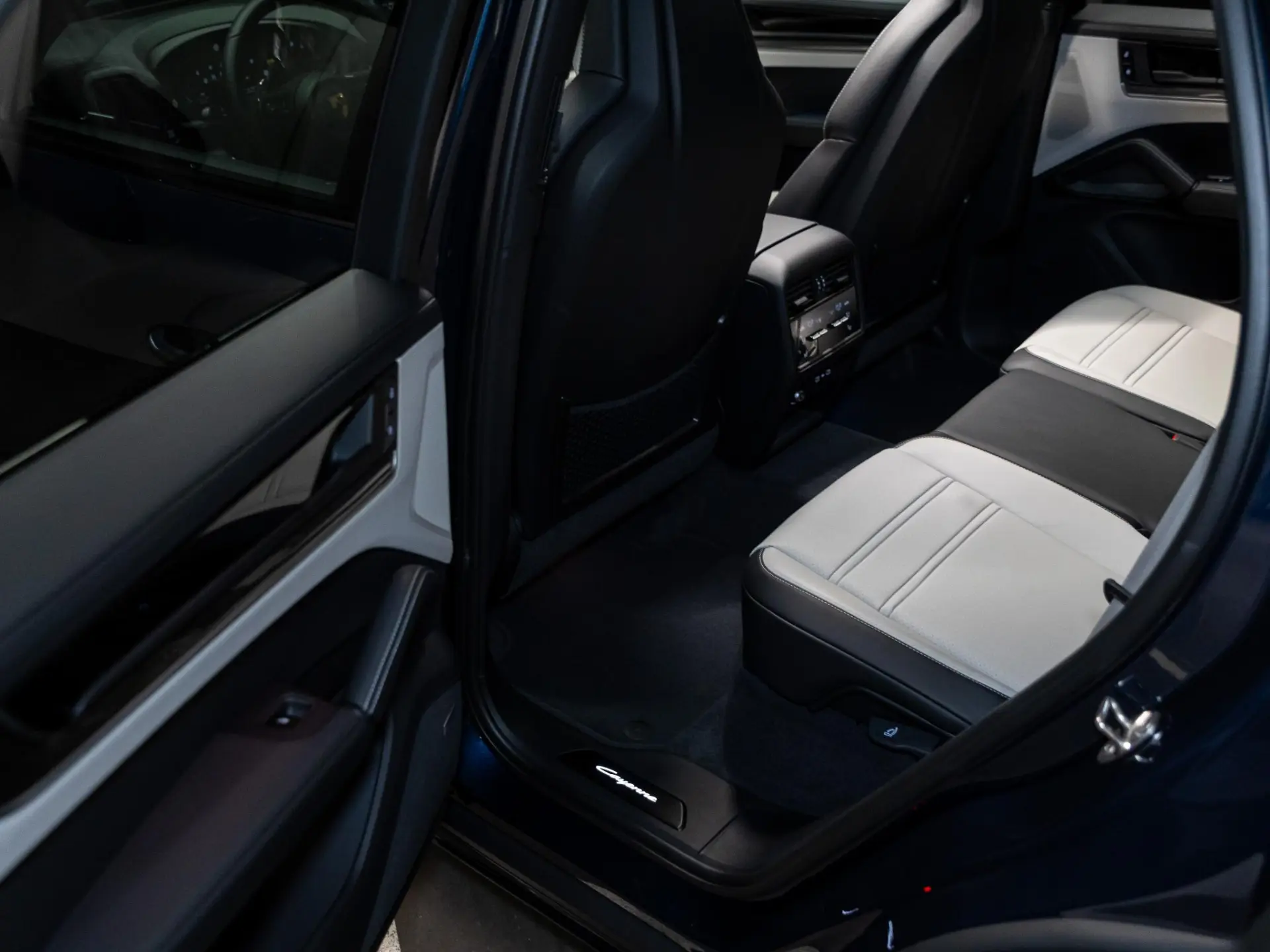 Cayenne 3.0 E-Hybrid Black Edition