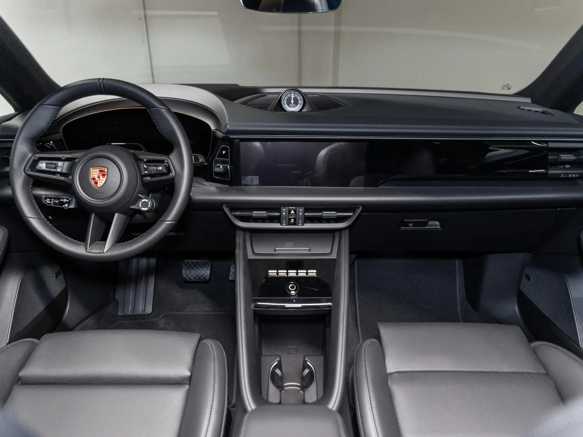 Macan 4 100 kWh