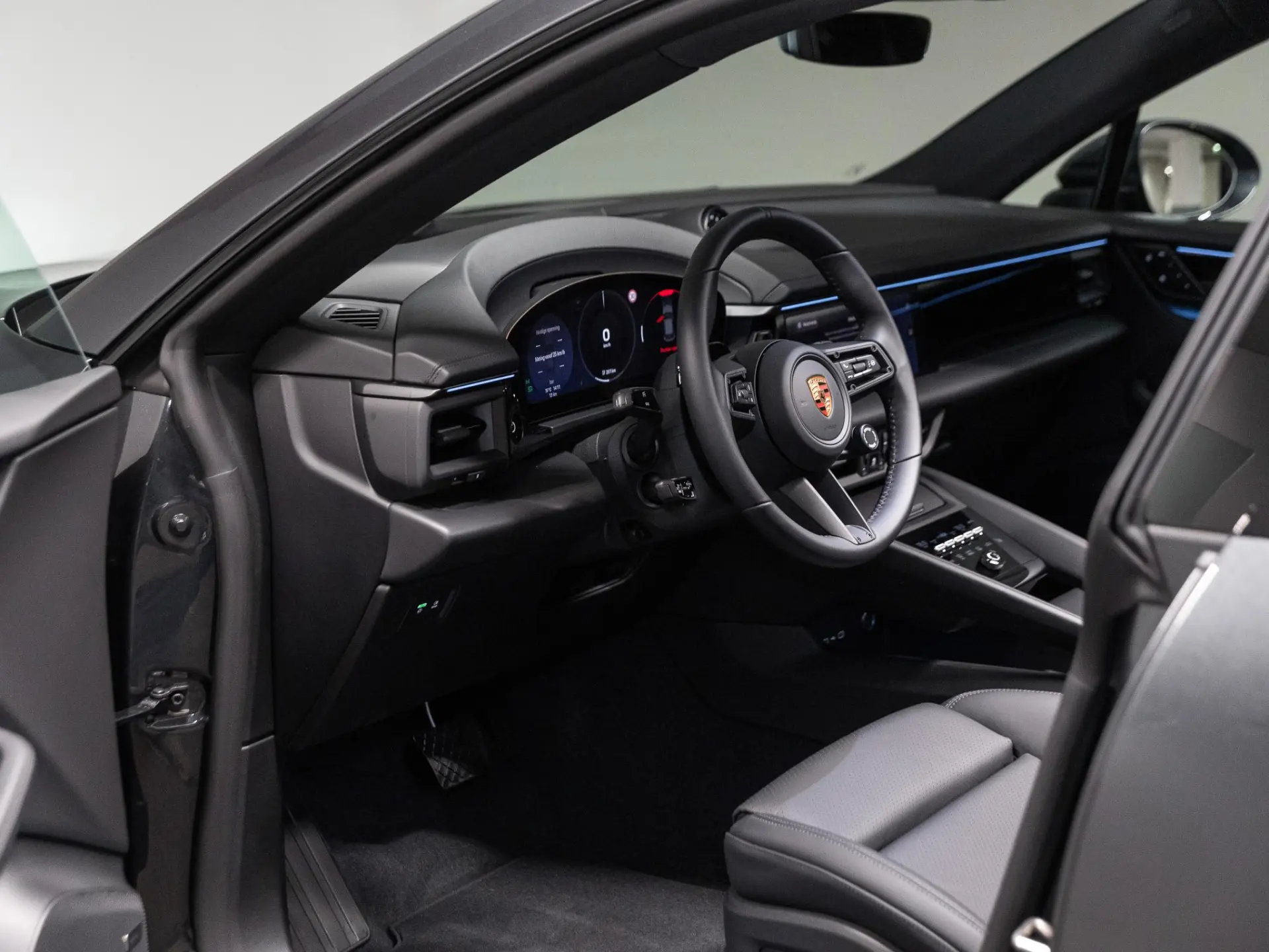 Macan 4 100 kWh