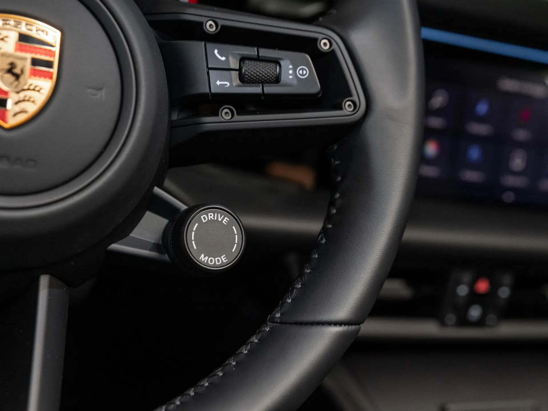 Macan 4 100 kWh