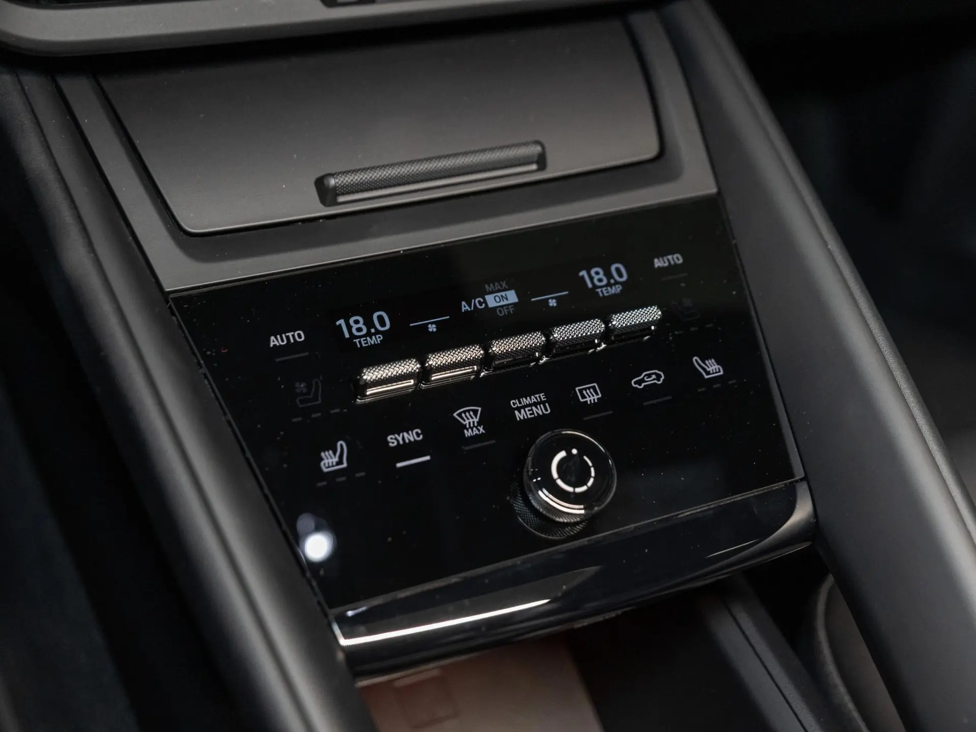 Macan 4 100 kWh