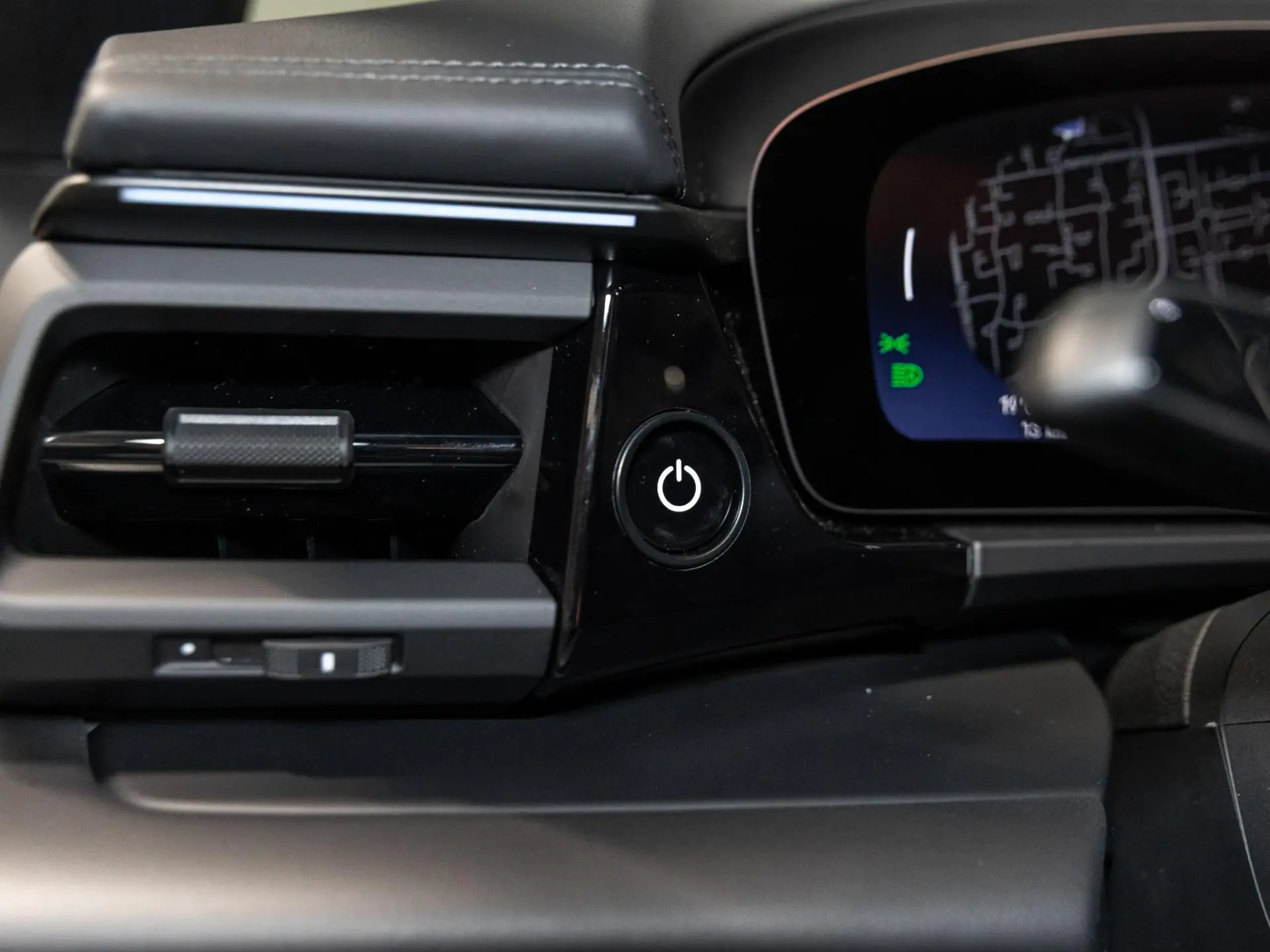 Macan 4 100 kWh