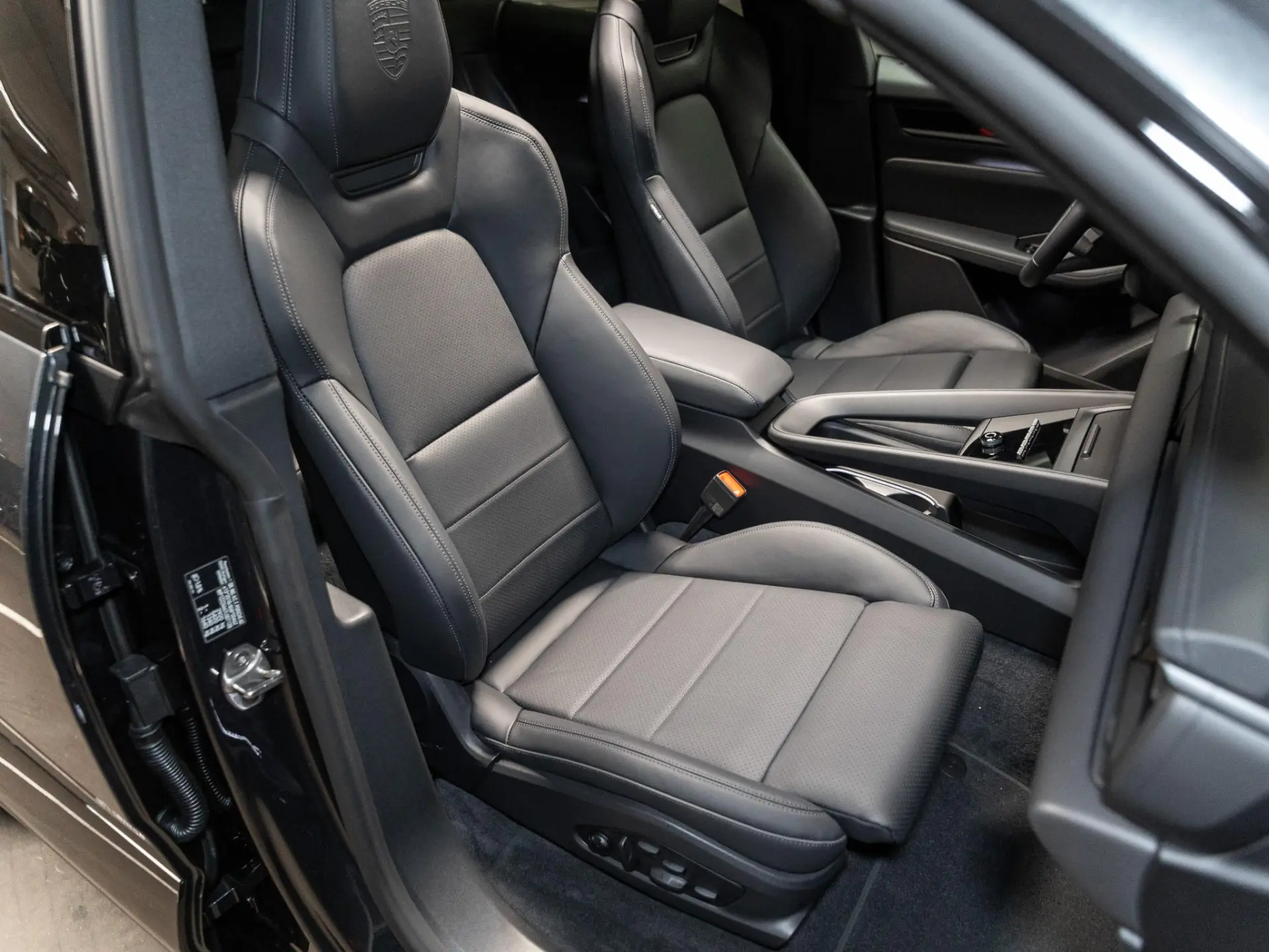 Macan 4 100 kWh