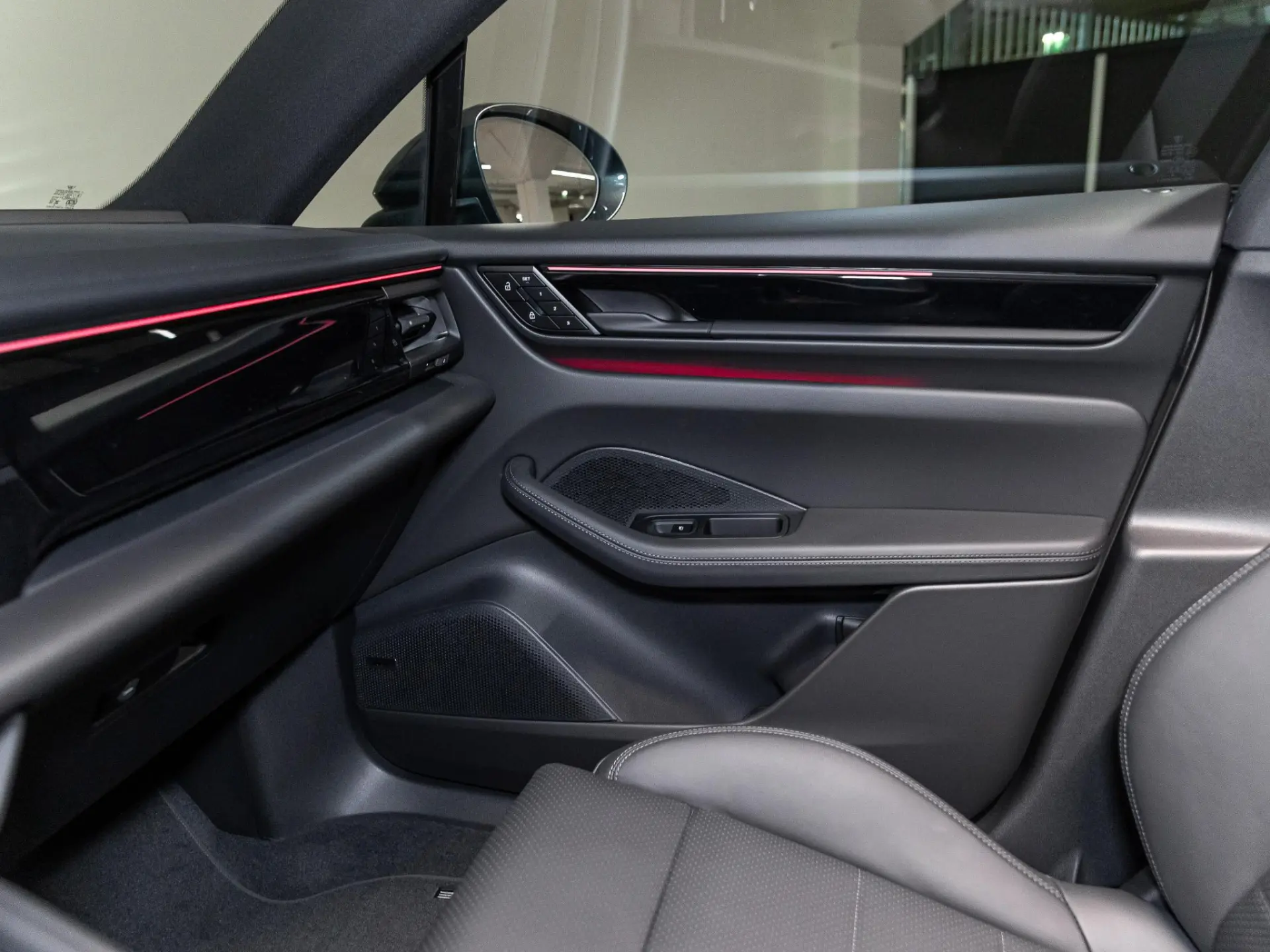 Macan 4 100 kWh
