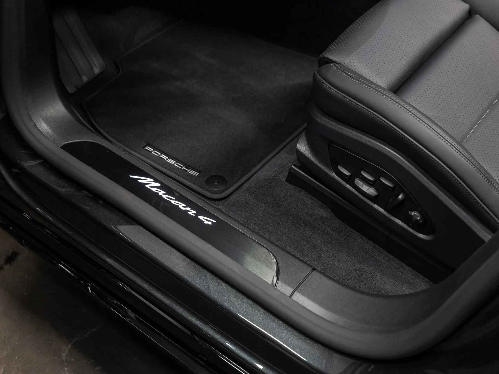 Macan 4 100 kWh