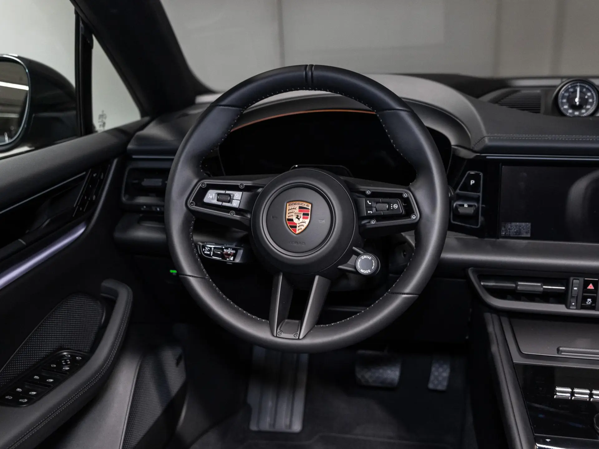 Macan 4 100 kWh