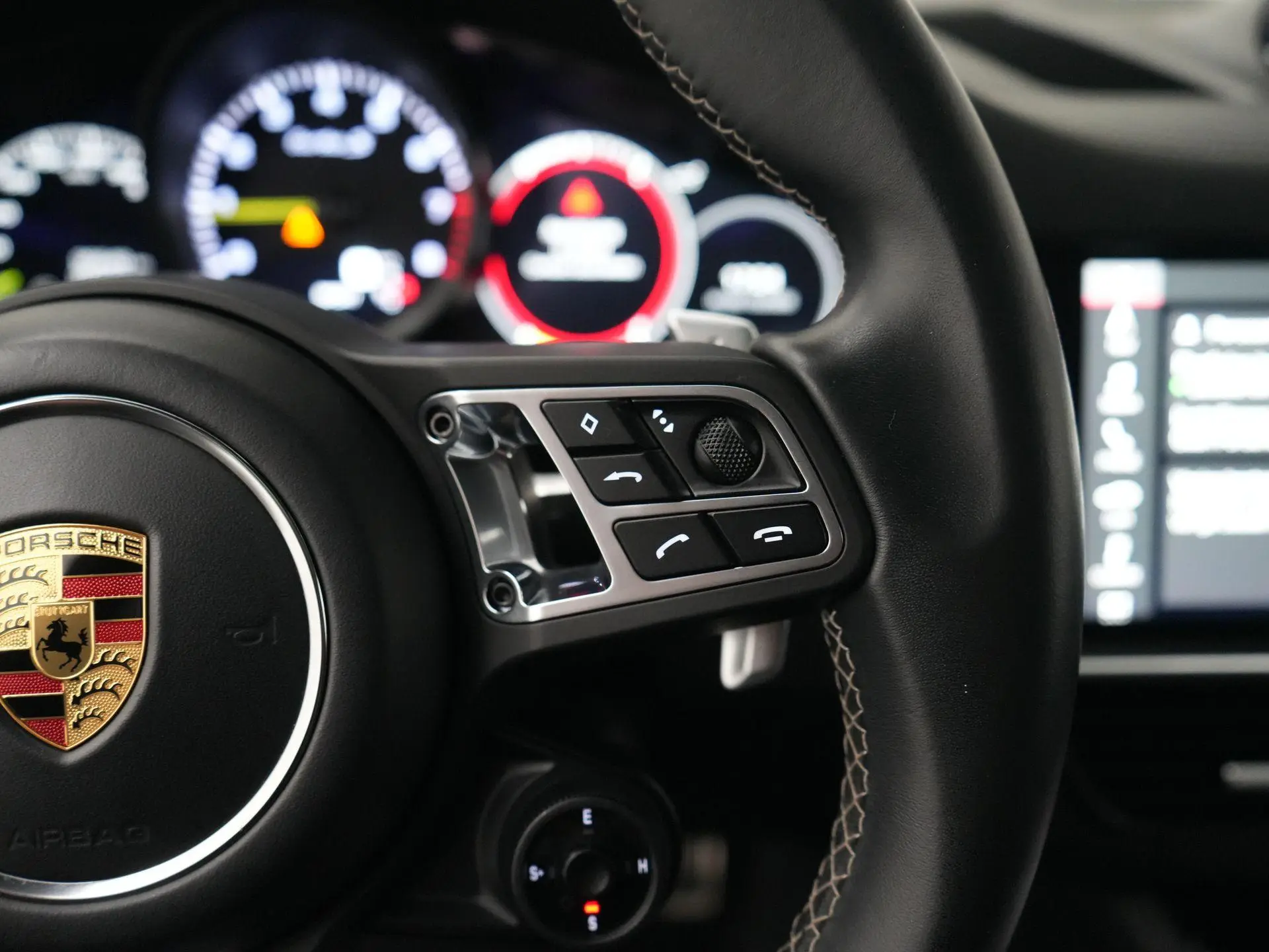 Cayenne Turbo S E-Hybrid