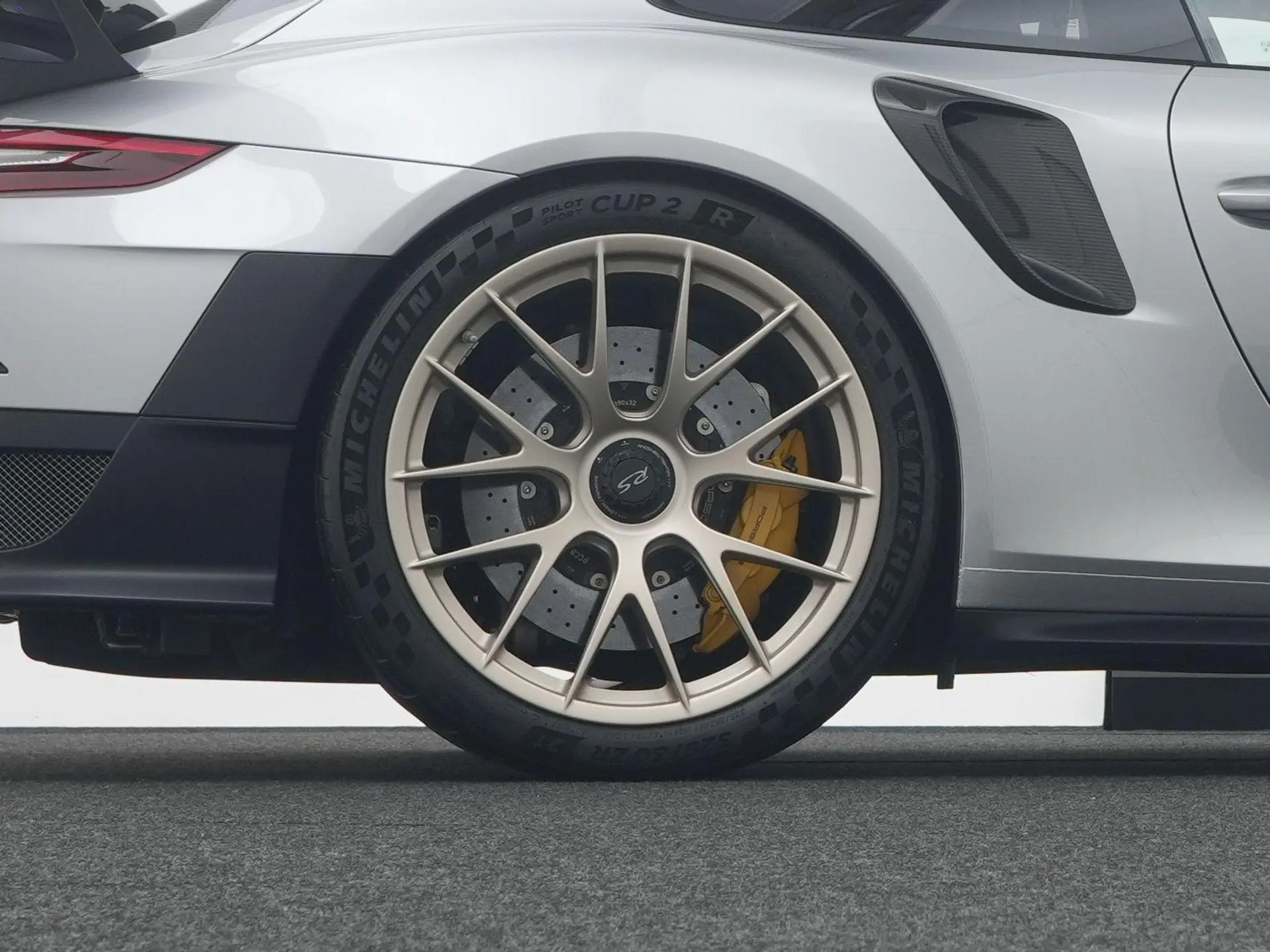 911 GT2 RS