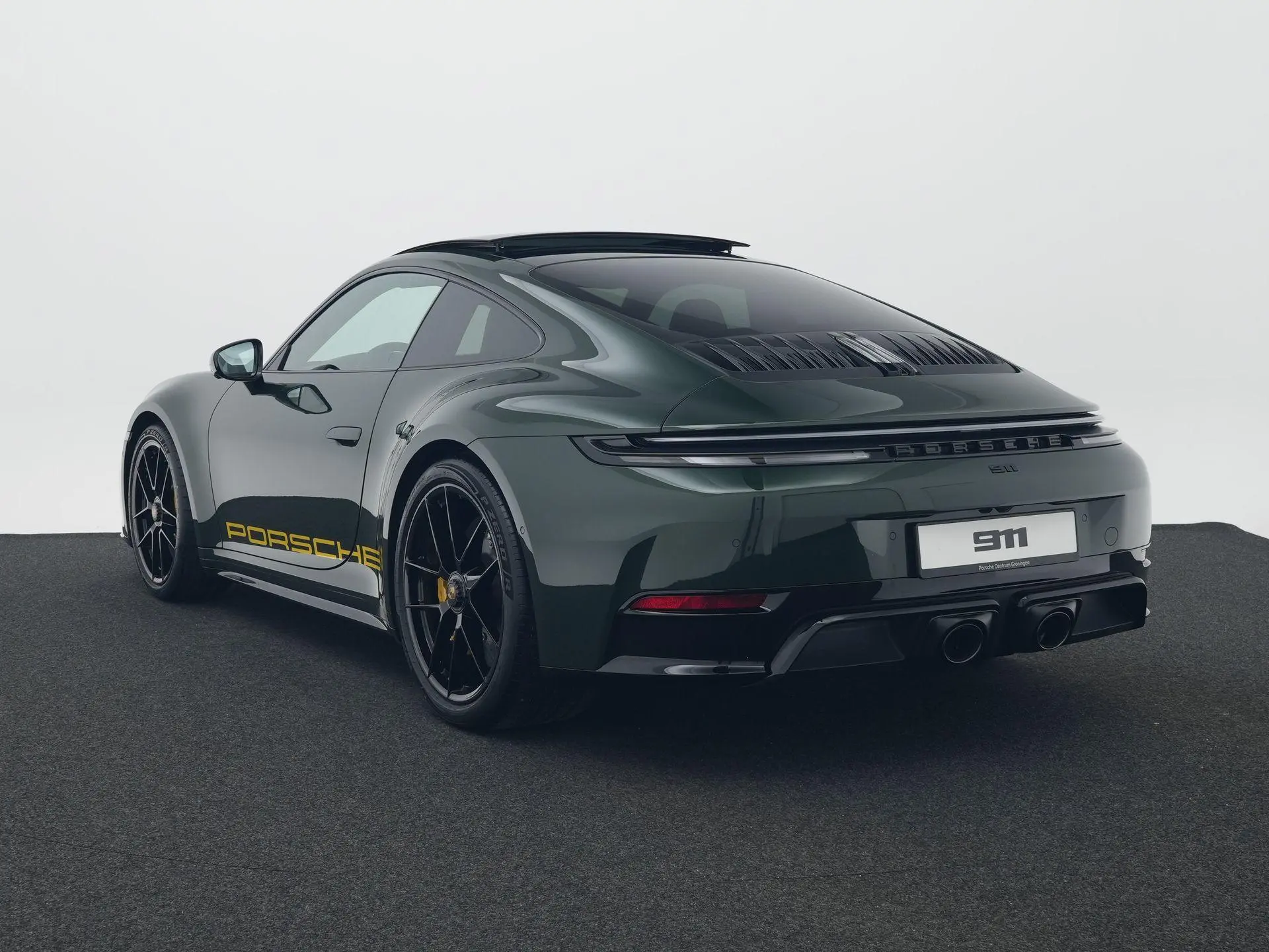 911 Carrera 4 GTS