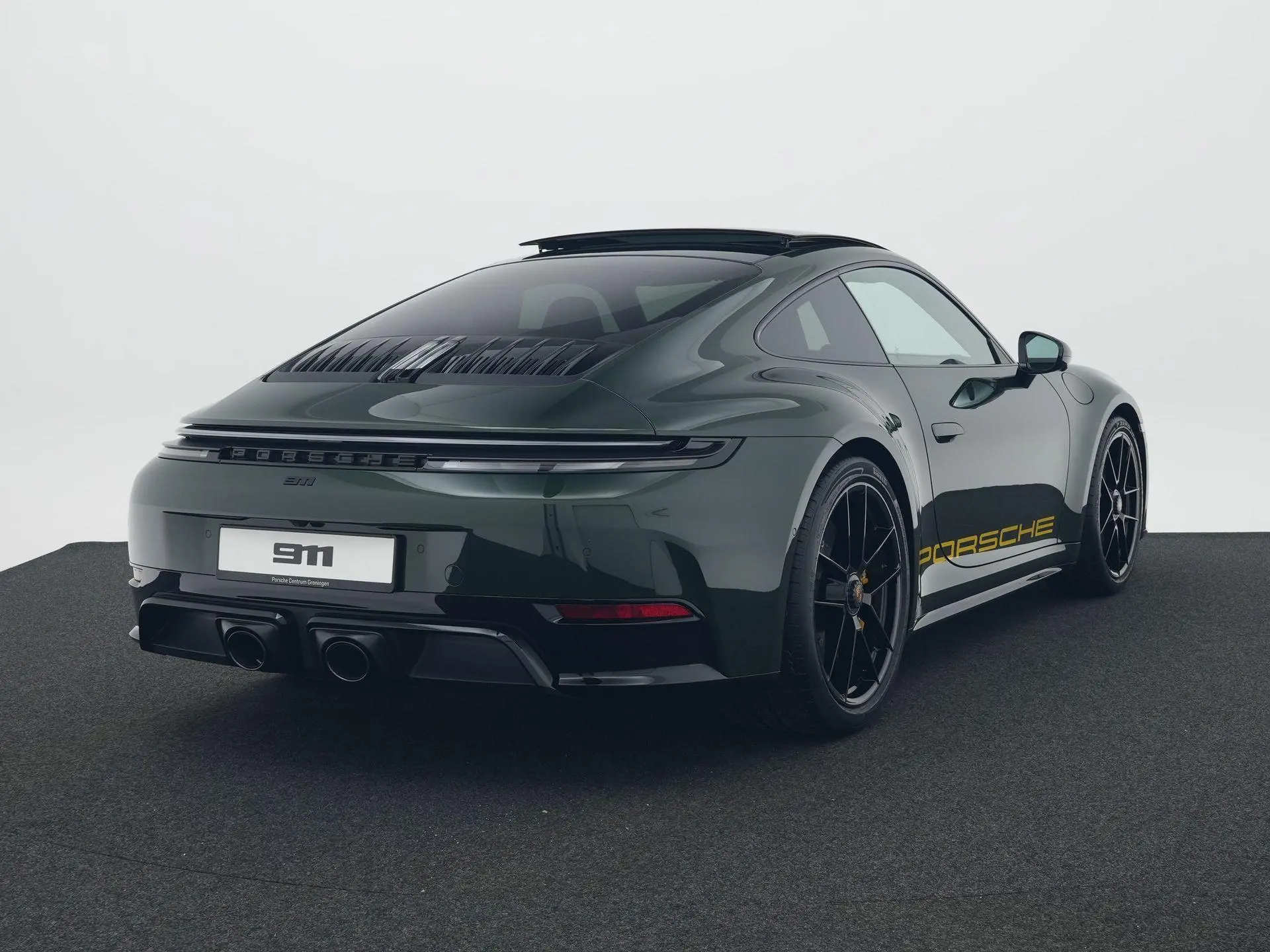 911 Carrera 4 GTS
