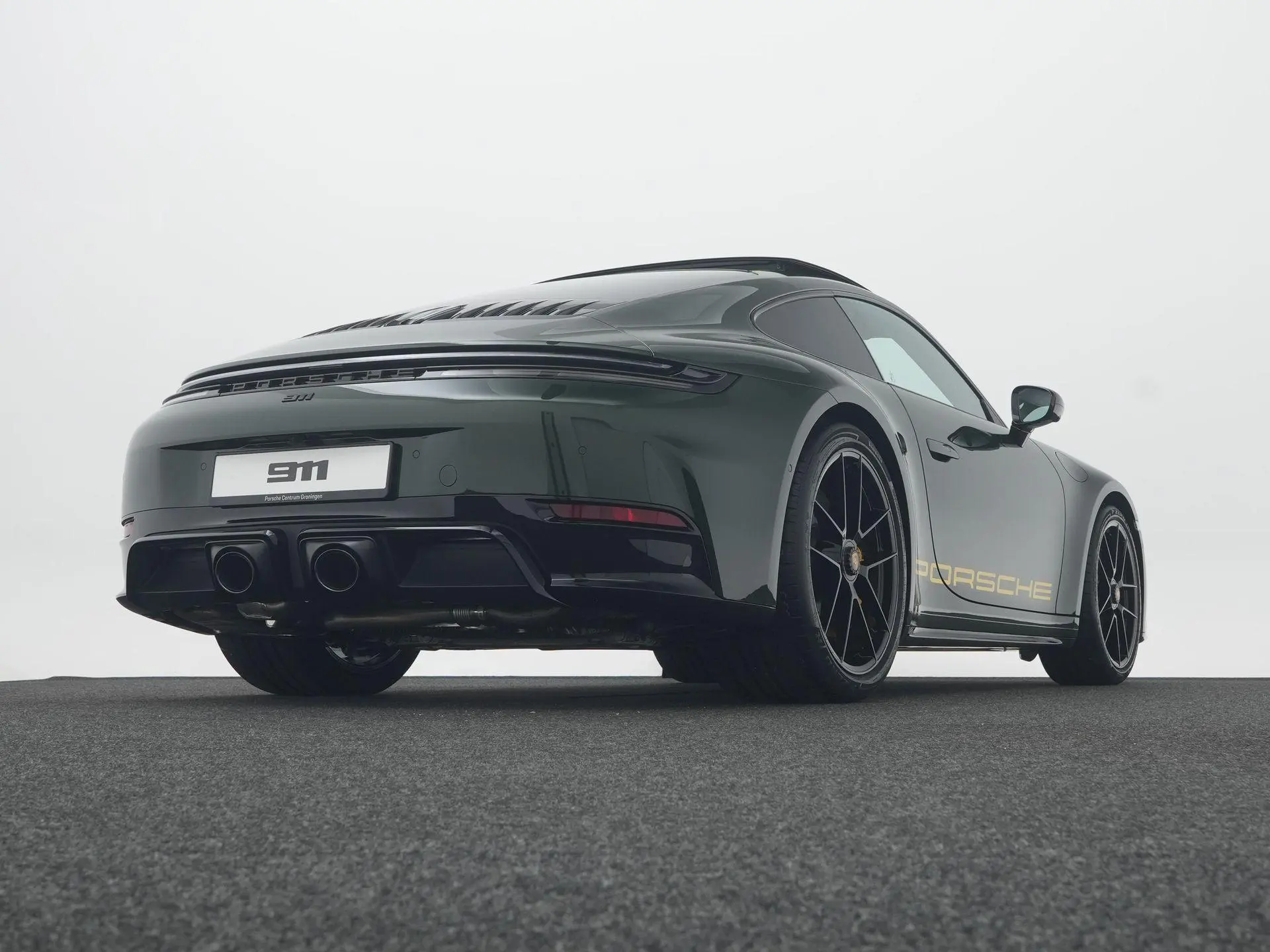 911 Carrera 4 GTS