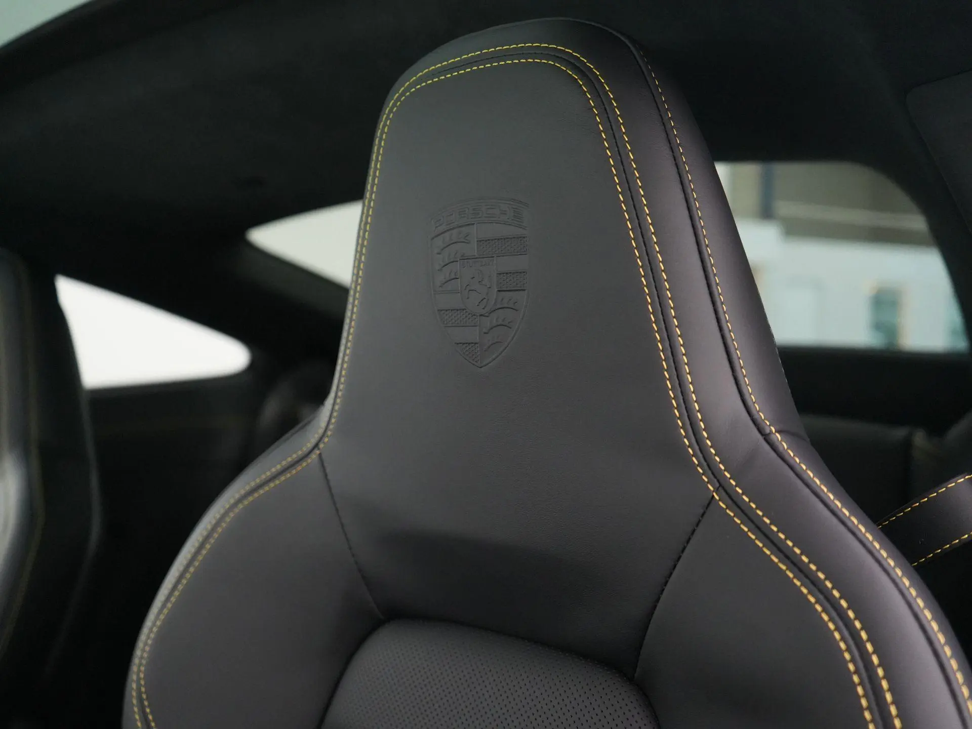 911 Carrera 4 GTS