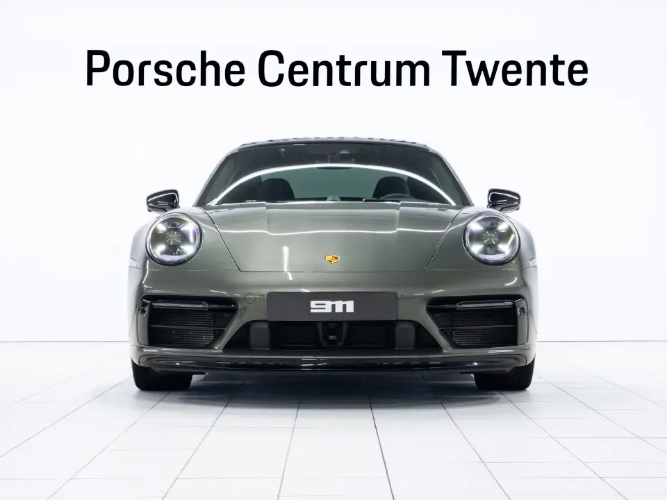 Porsche 911 Carrera GTS