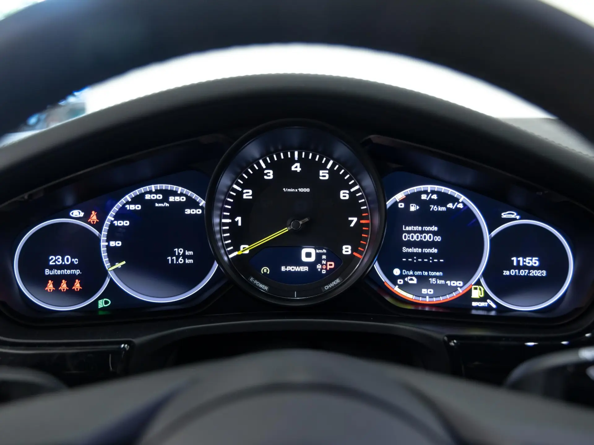 Panamera 4 E-Hybrid Sport Turismo Platinum Edition