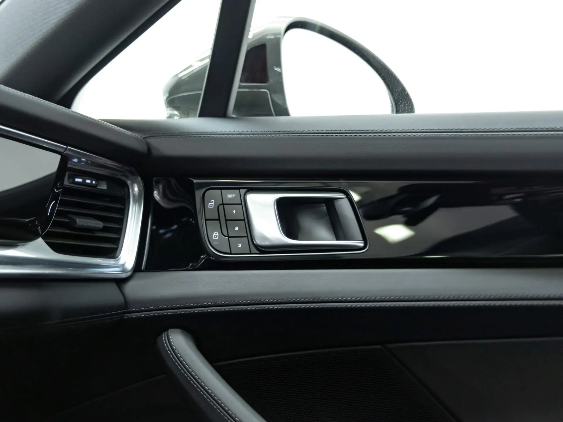 Panamera 4 E-Hybrid Sport Turismo Platinum Edition