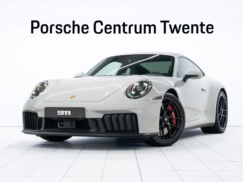 Porsche 911 Carrera 4 GTS