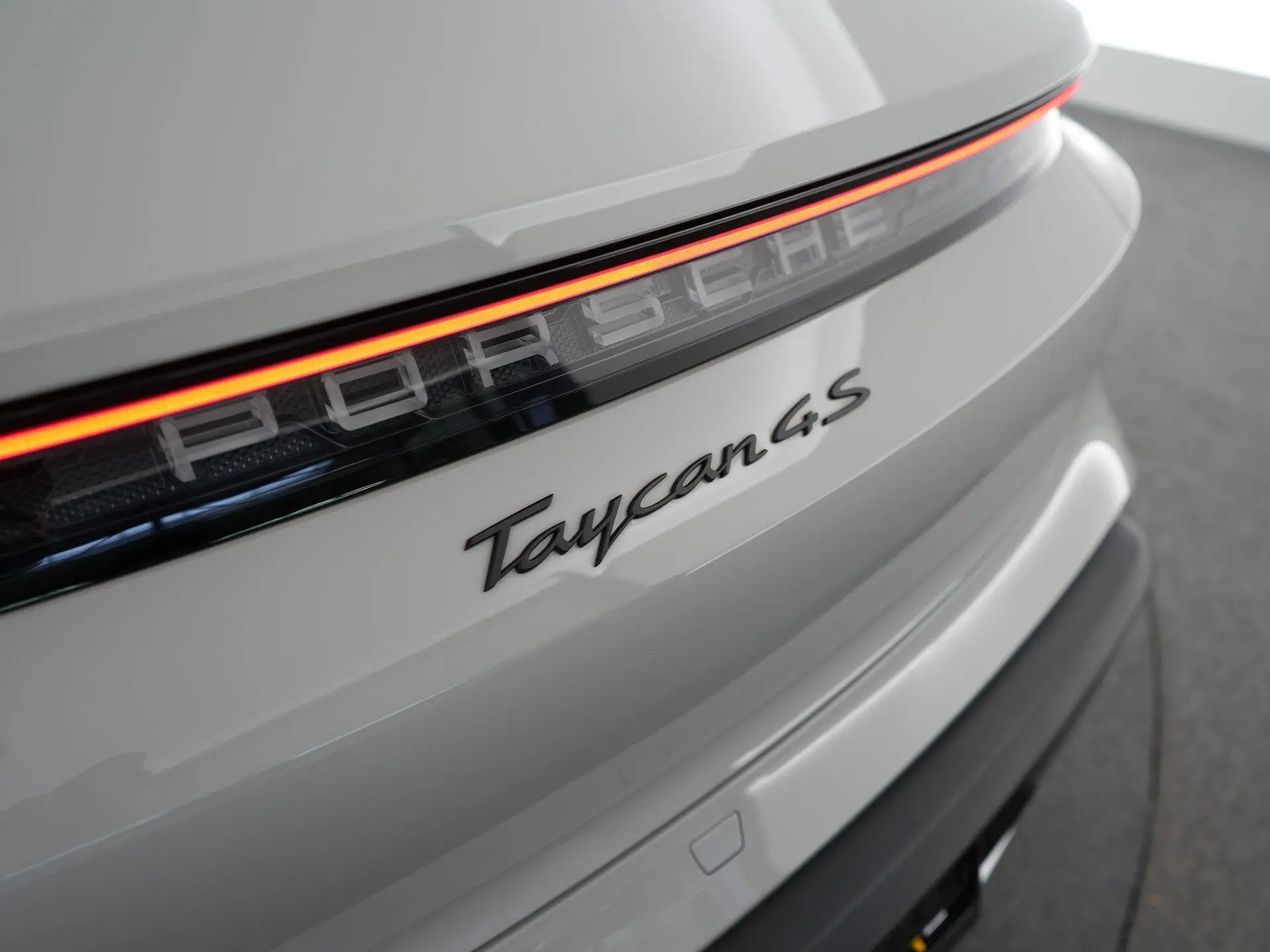 Taycan Cross Turismo 4S 105 kWh