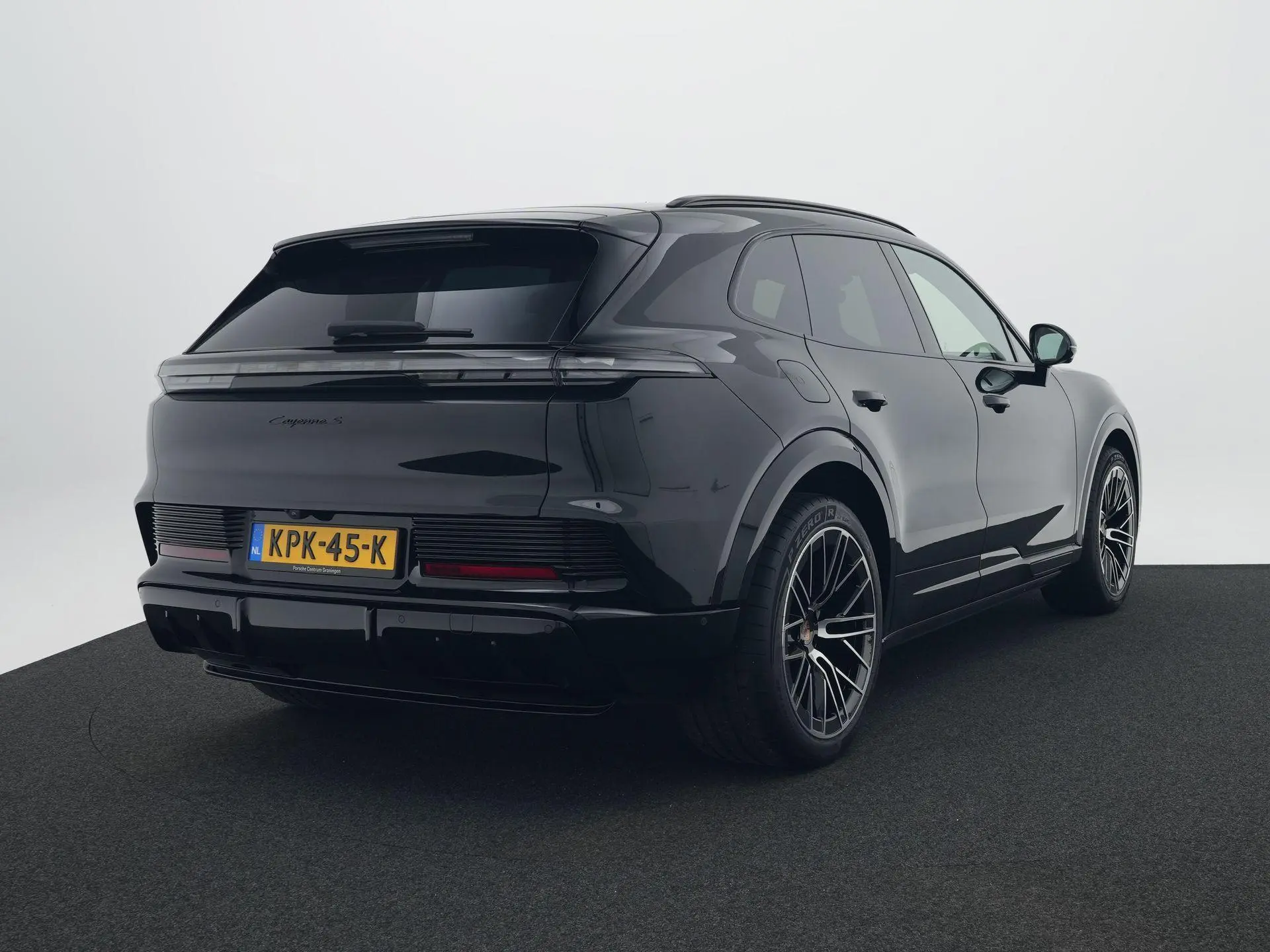 Cayenne S Electric 