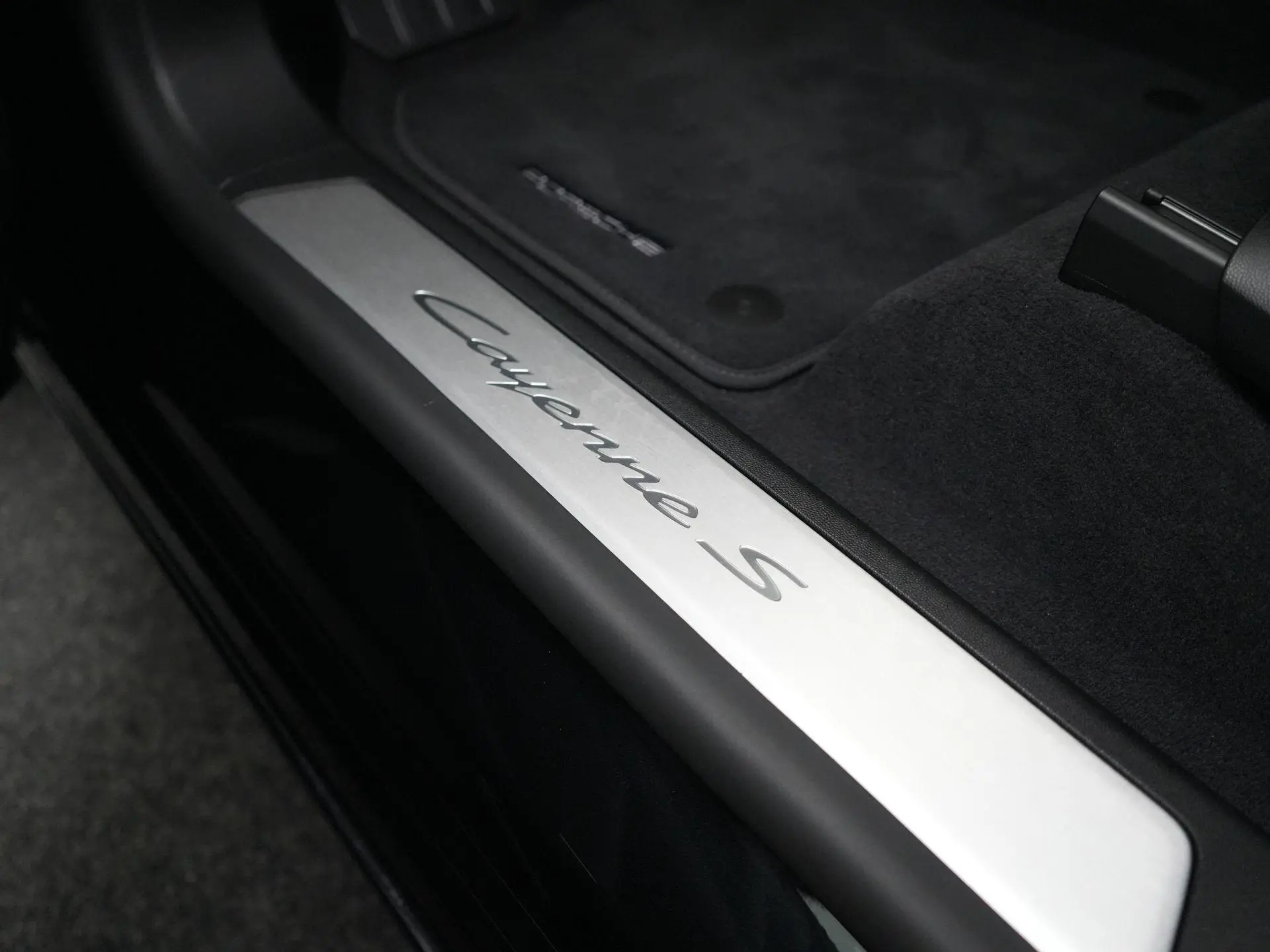 Cayenne S Electric 