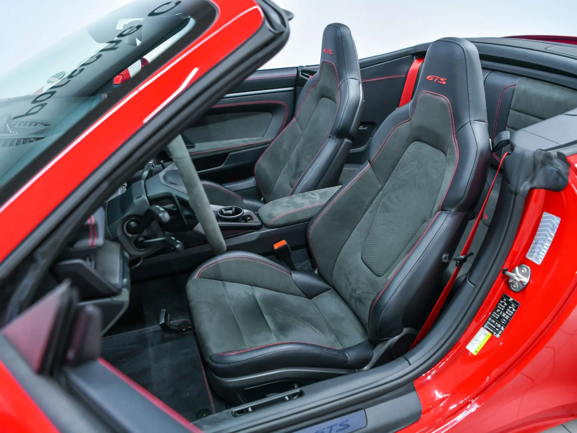 911 Carrera 4 GTS Cabriolet