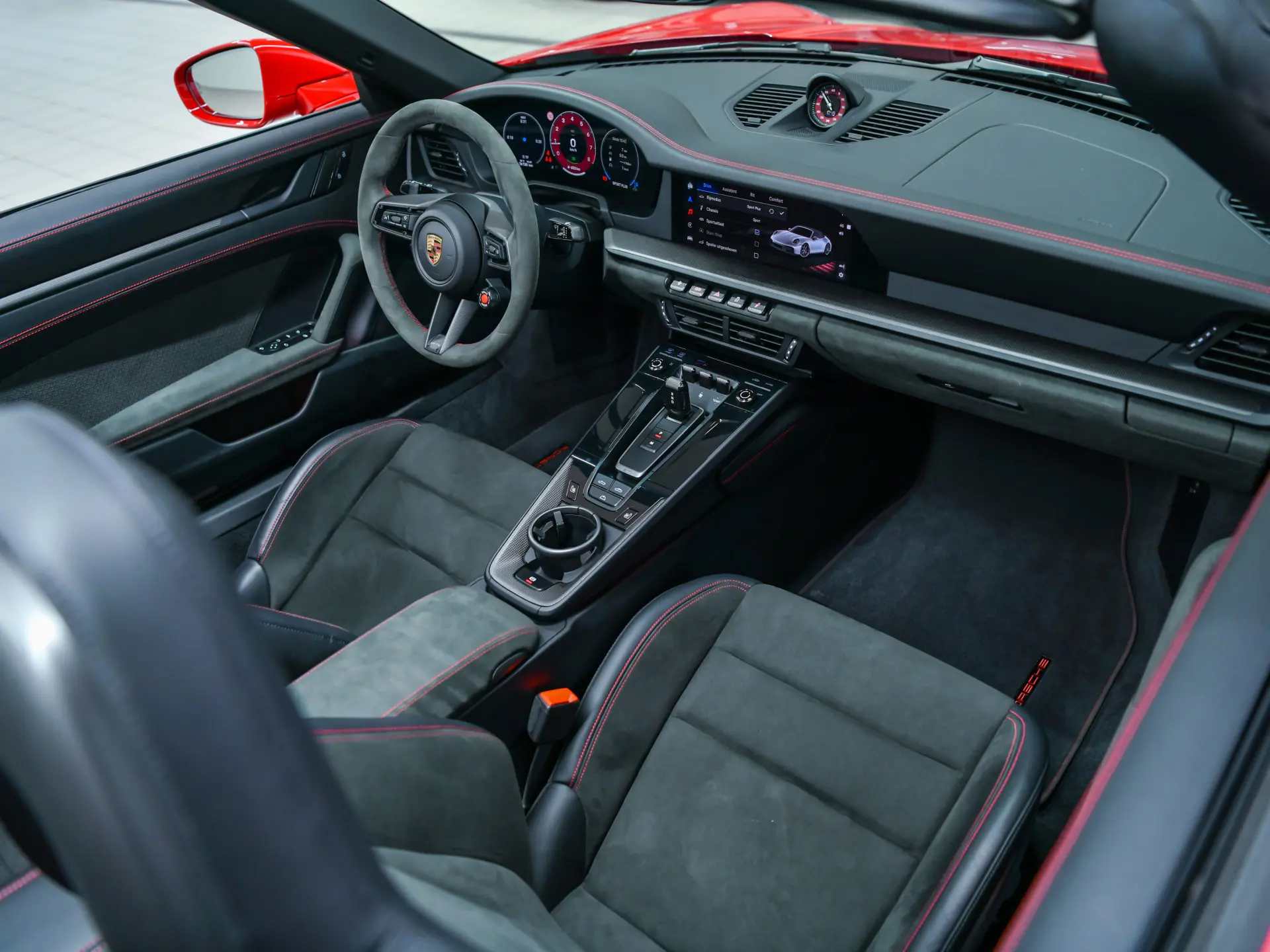 911 Carrera 4 GTS Cabriolet