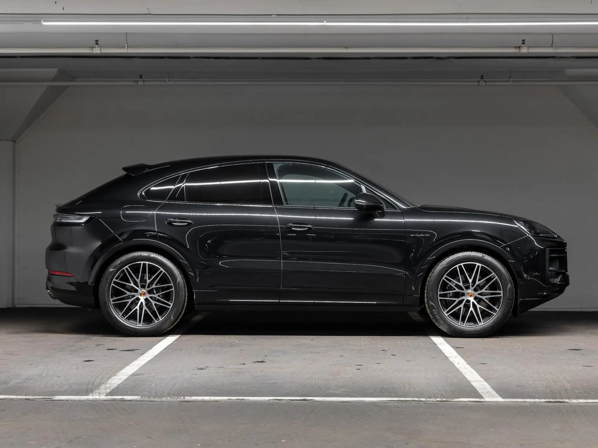 Cayenne Coupé 3.0 E-Hybrid Black Edition