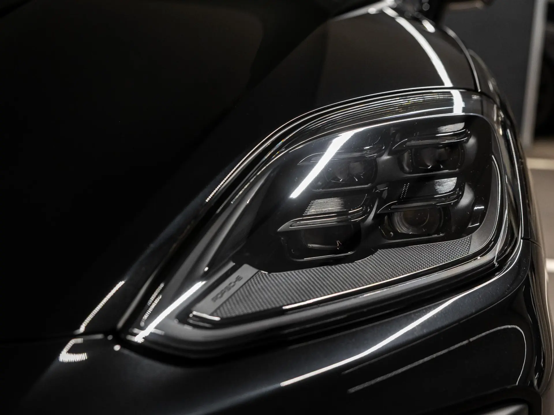 Cayenne Coupé 3.0 E-Hybrid Black Edition