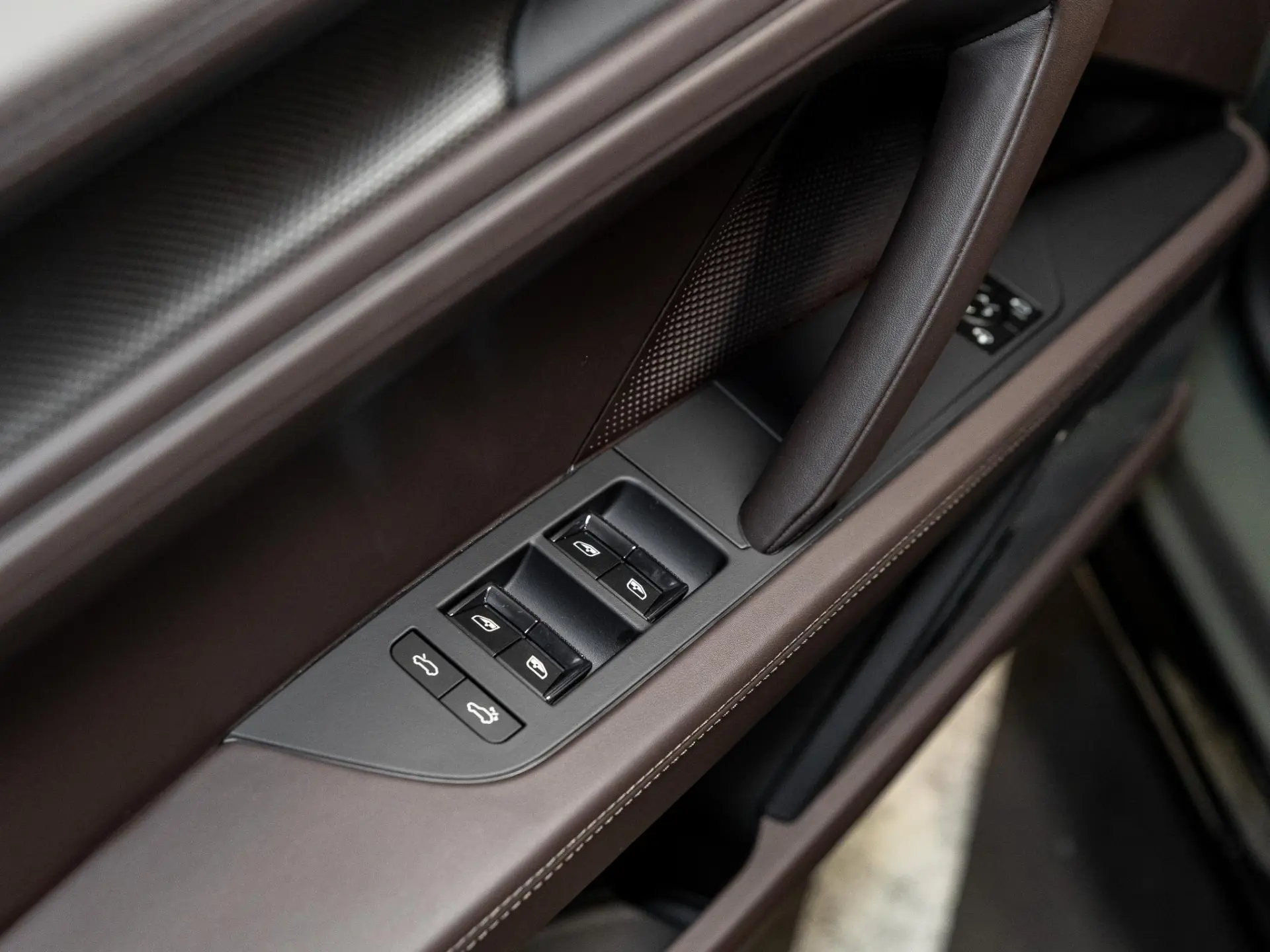 Cayenne Electric Turbo