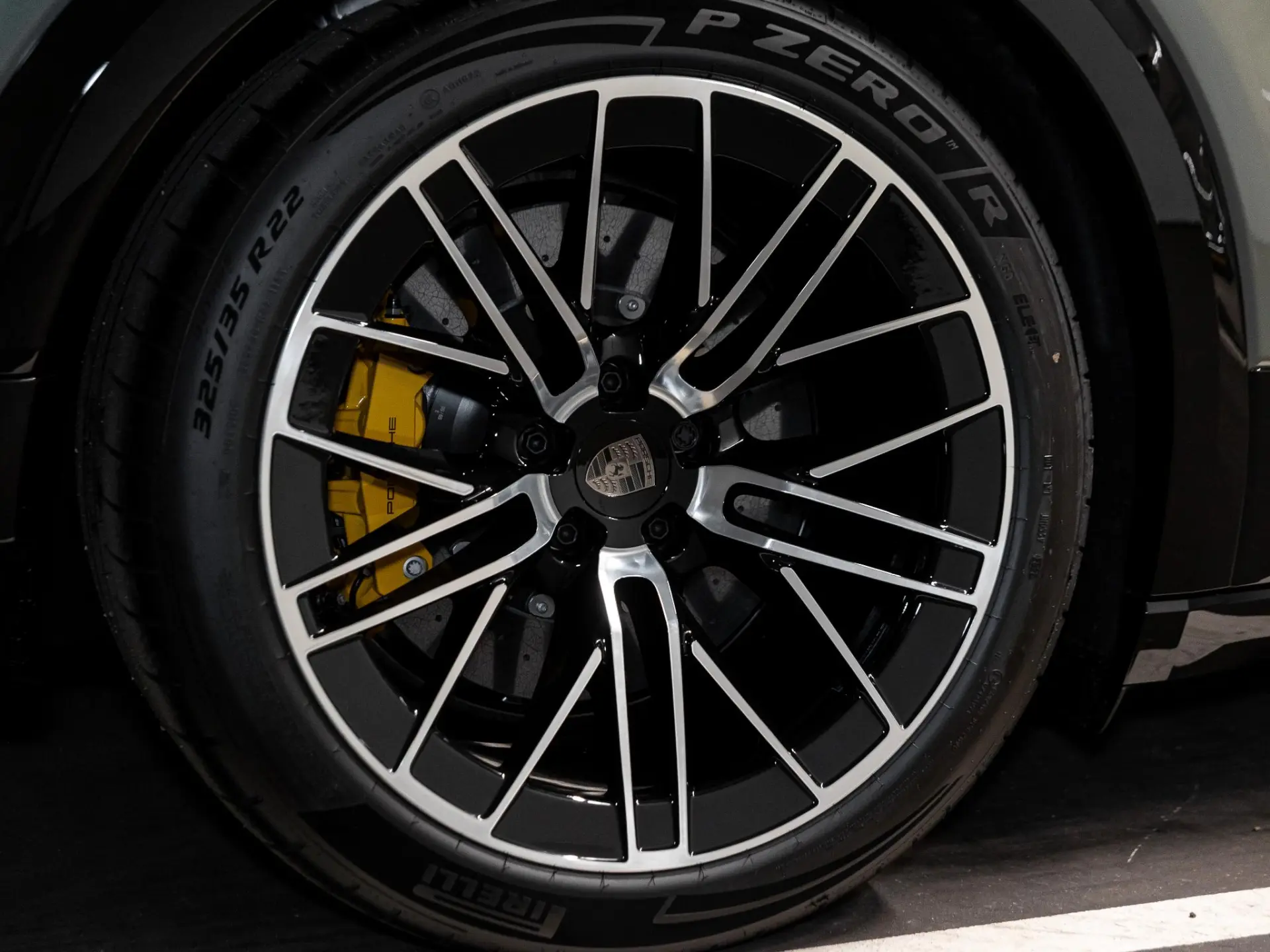 Cayenne Electric Turbo