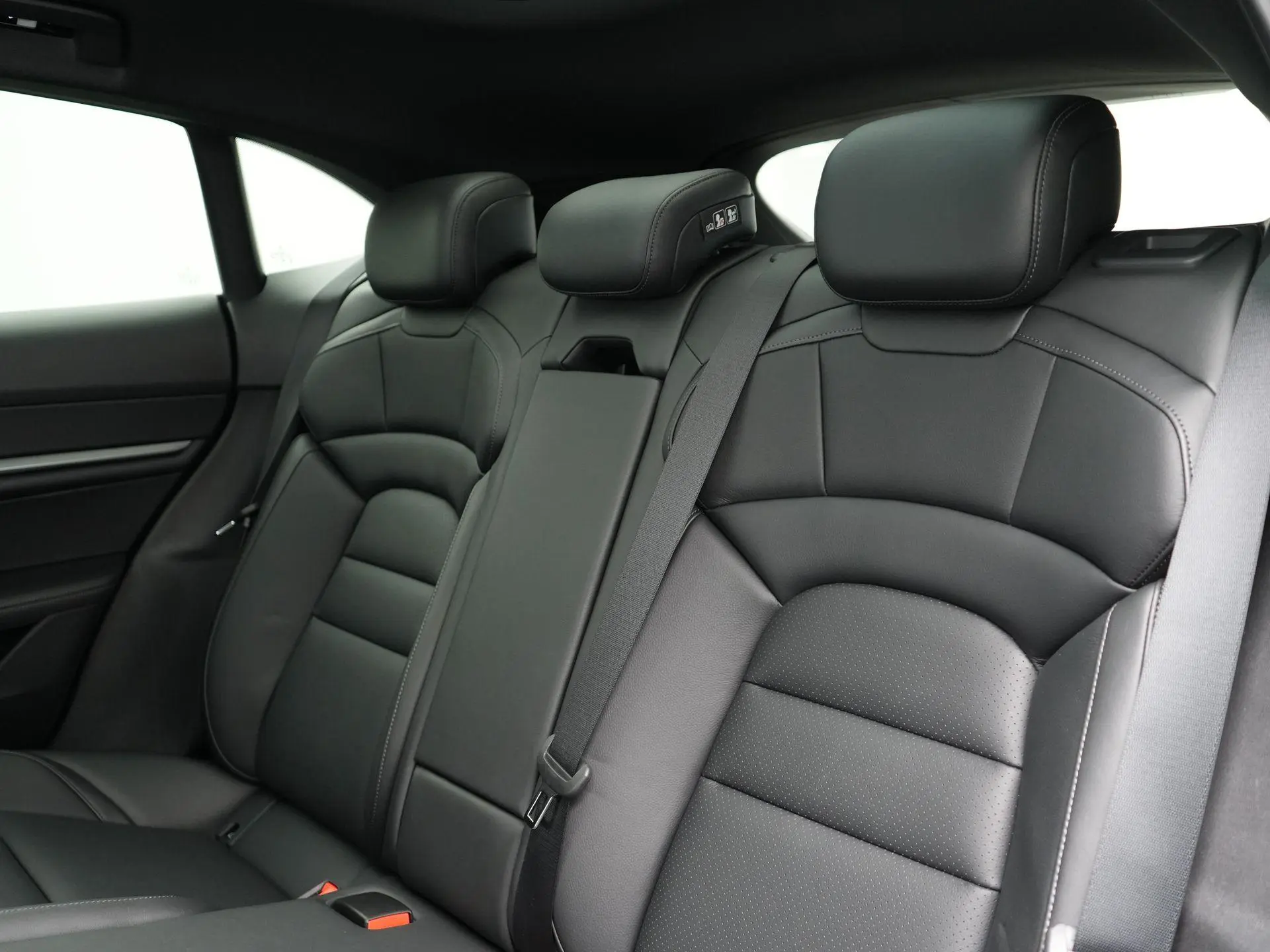 Taycan Sport Turismo 89 kWh
