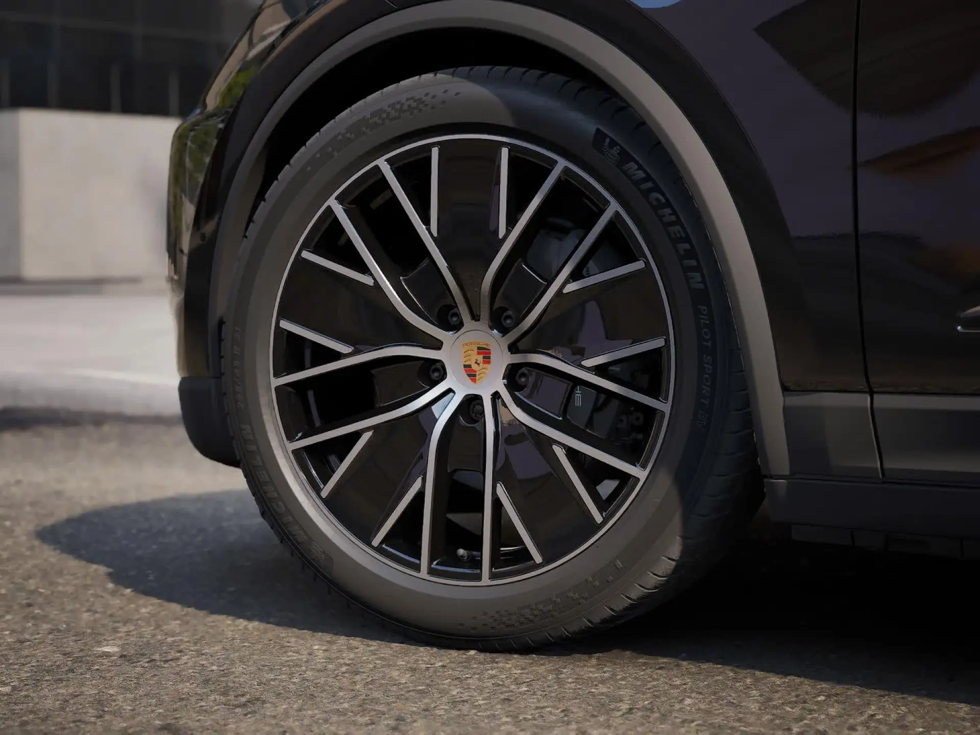 Macan 4 100 kWh