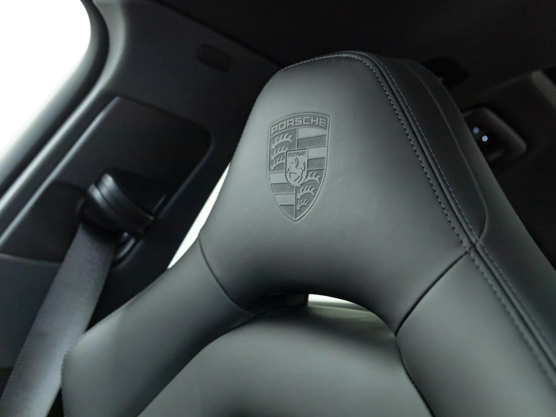 Panamera 4 E-Hybrid Sport Turismo Platinum Edition