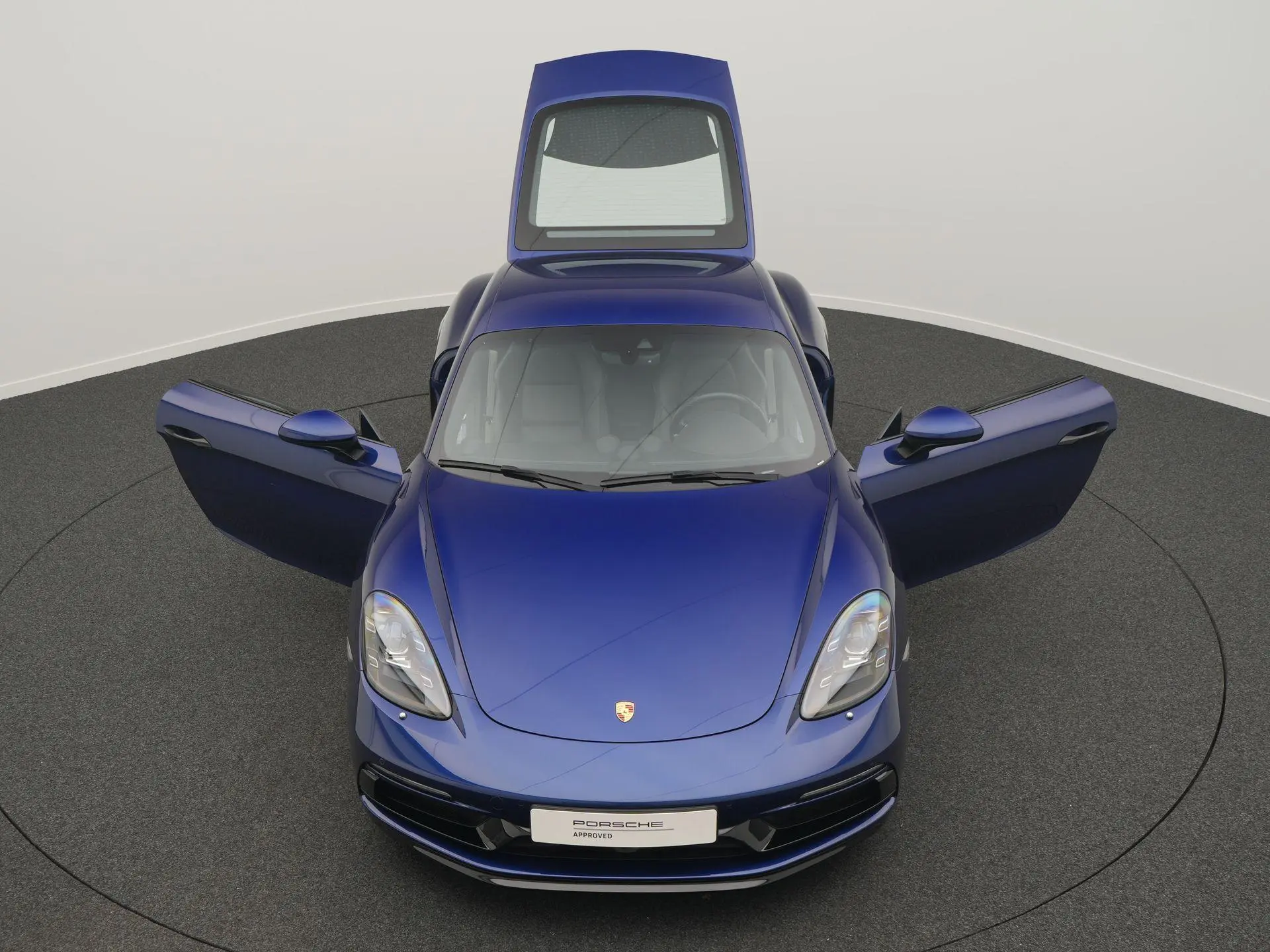 718 Cayman