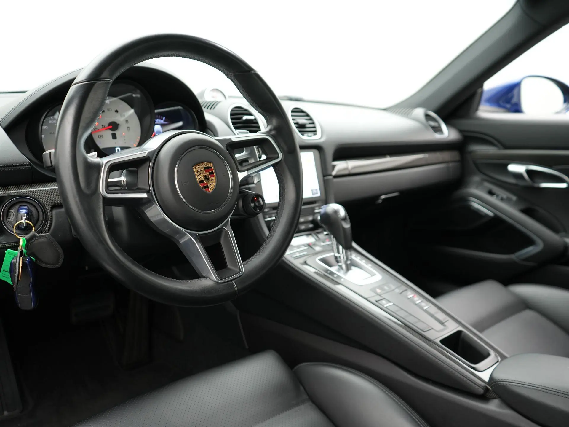 718 Cayman