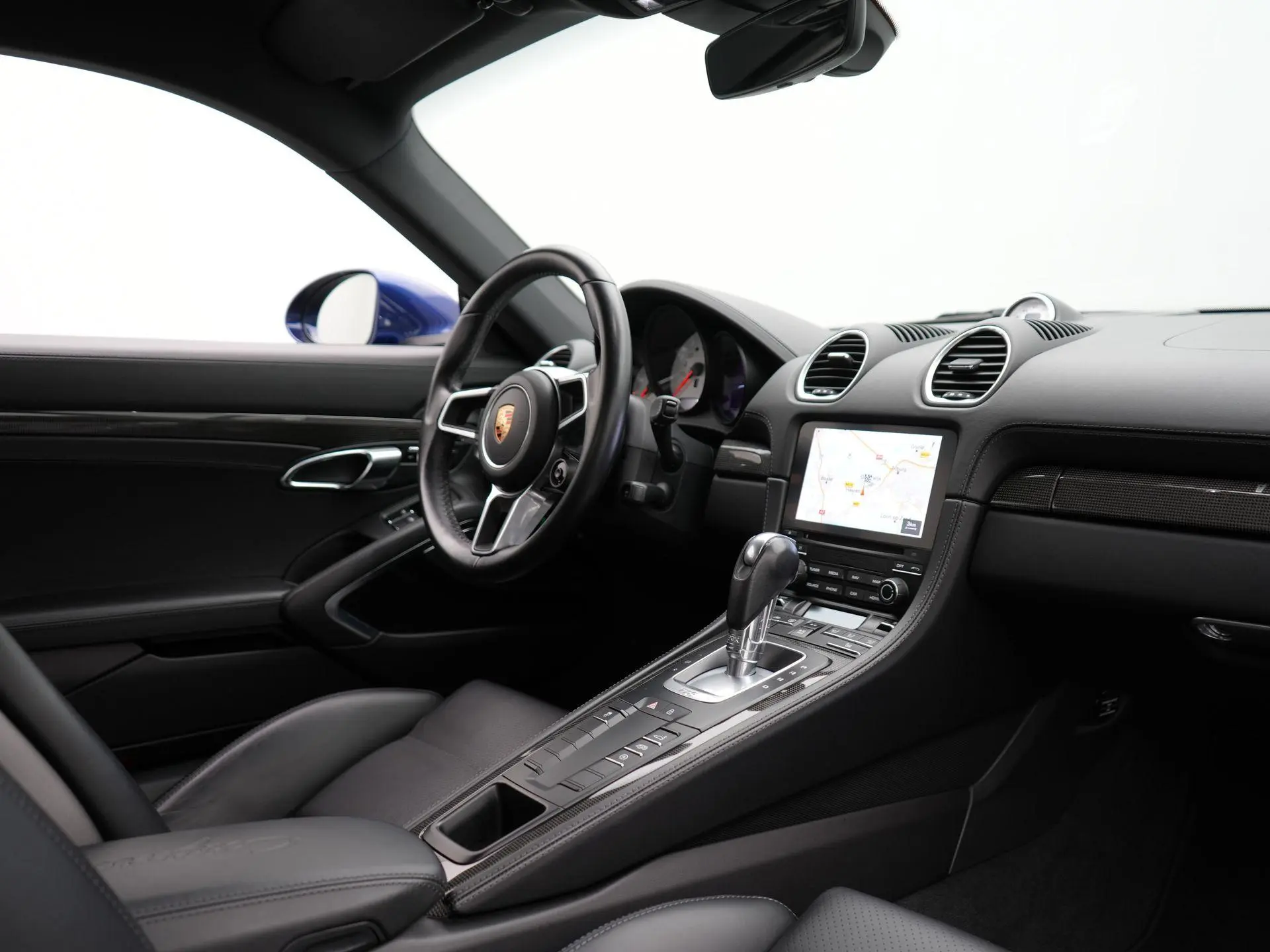 718 Cayman