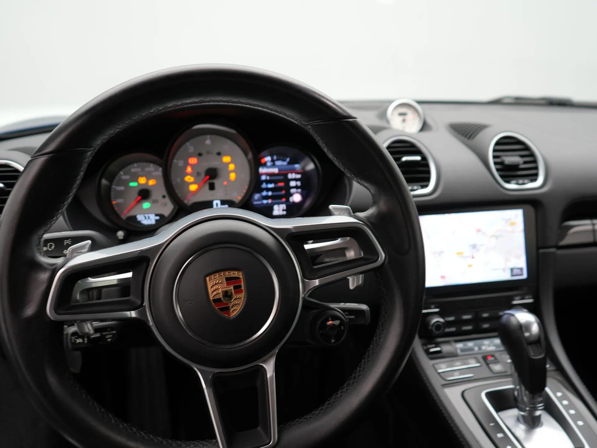 718 Cayman