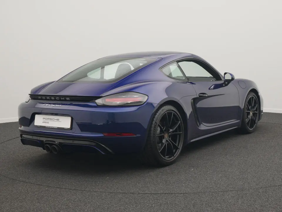 718 Cayman