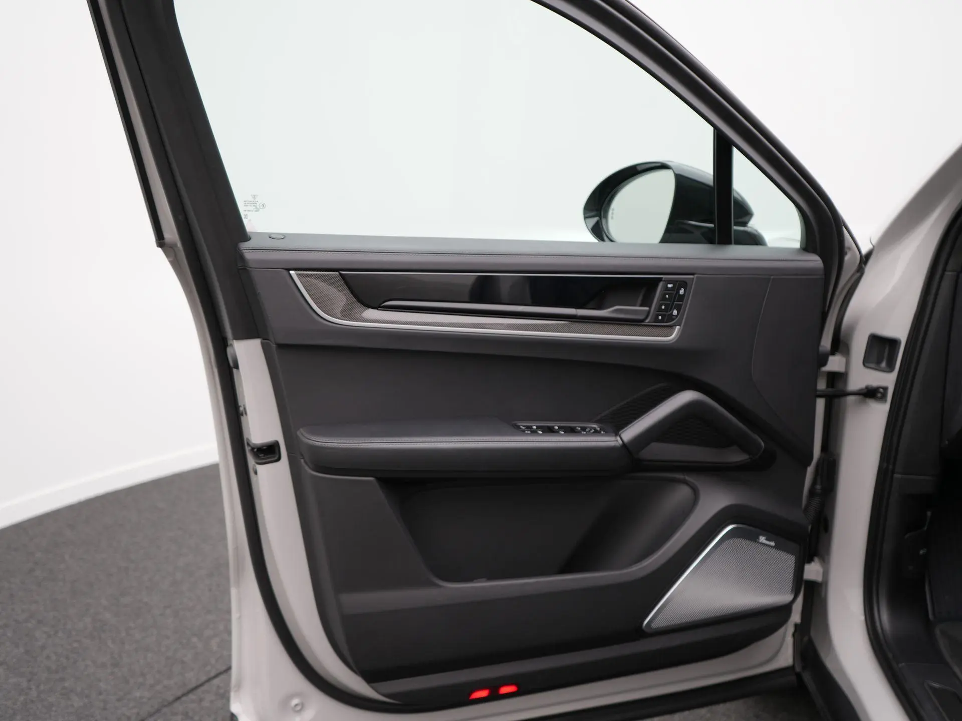 Cayenne E-Hybrid Coupé Lightweight Package