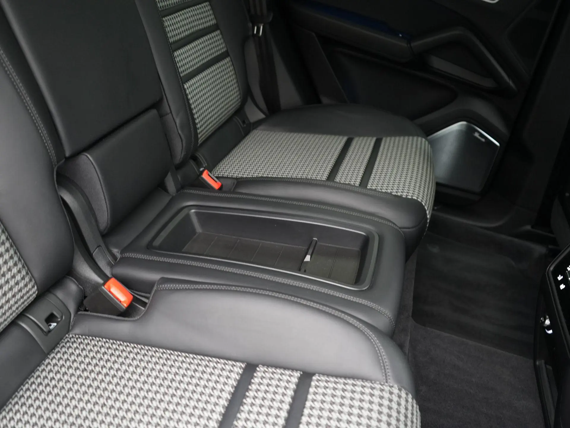 Cayenne E-Hybrid Coupé Lightweight Package